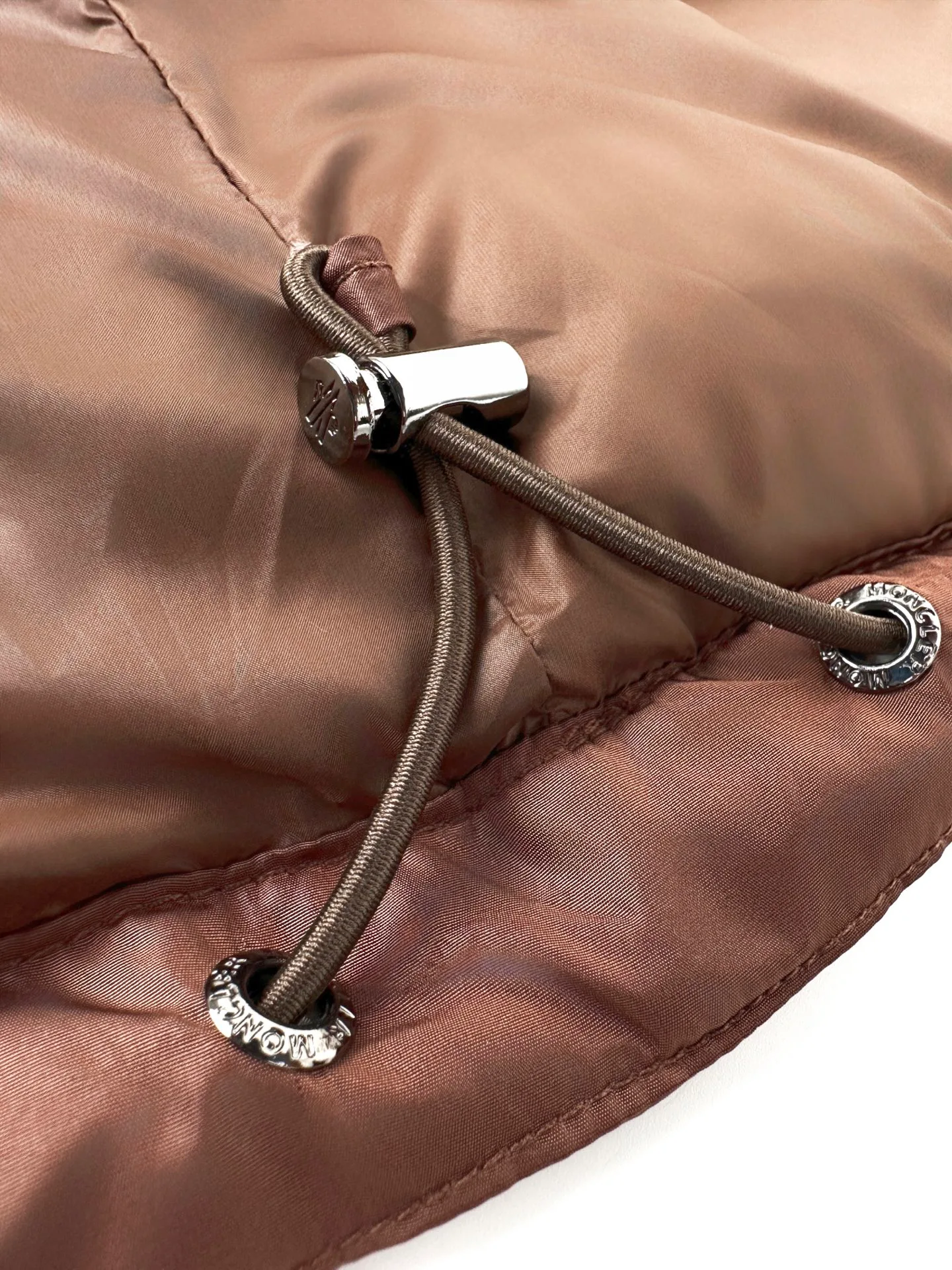 Куртки И Пуховики Женские Moncler 19502990