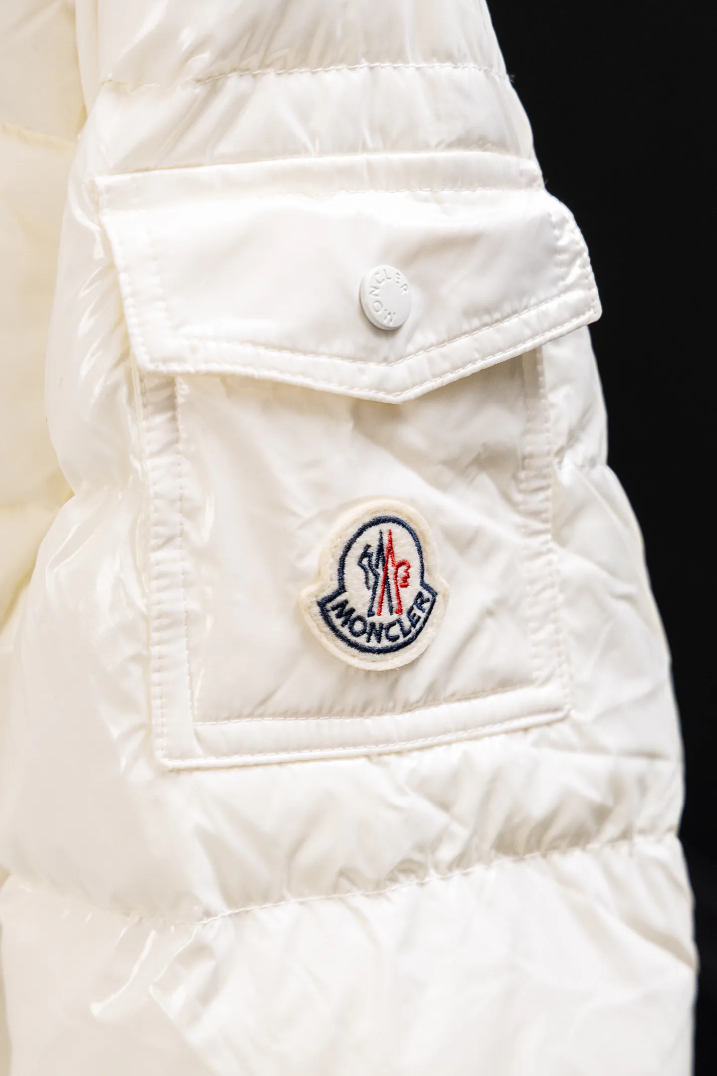 Куртки И Пуховики Женские Moncler 18722800