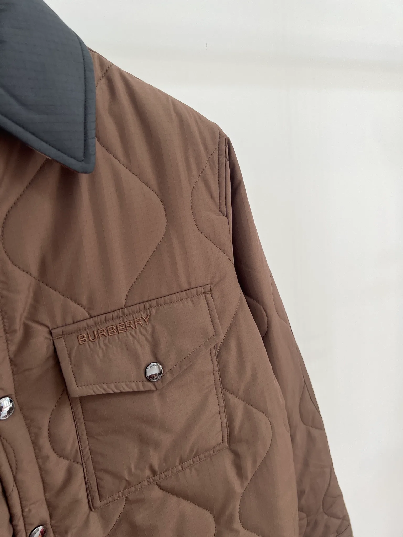 Куртки И Пуховики Женские Burberry 18415739
