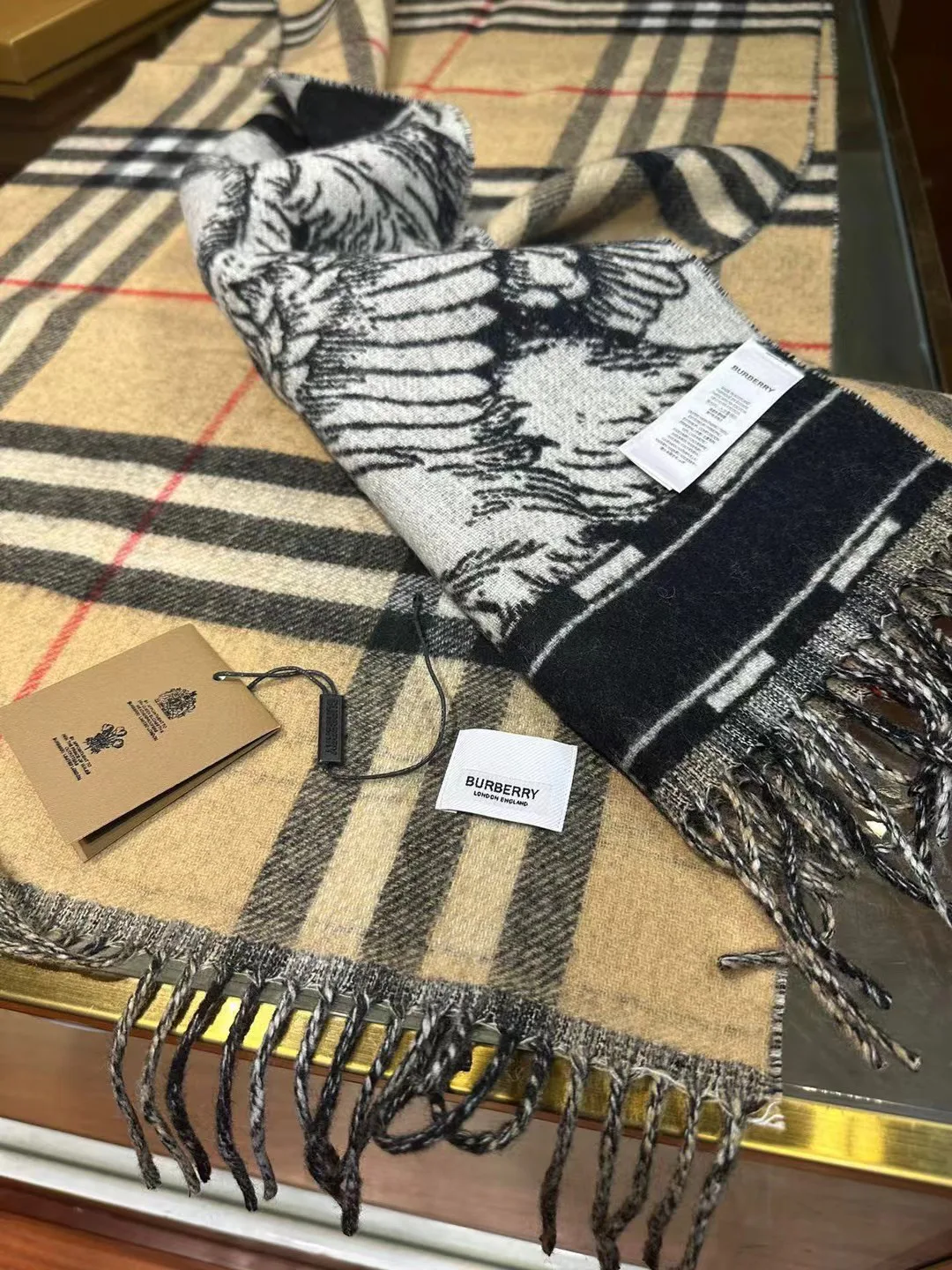 Шарфы Burberry 789489