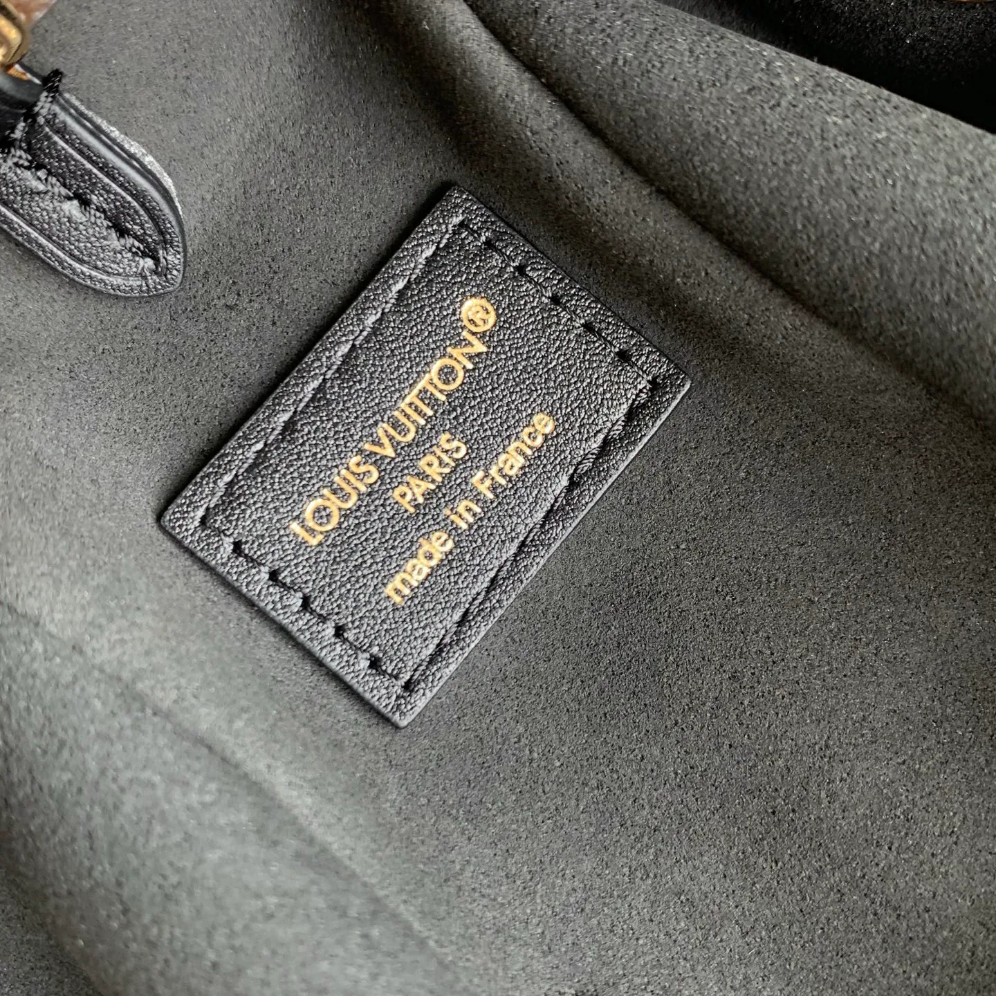 Классические Сумки Женские Louis Vuitton 17387282