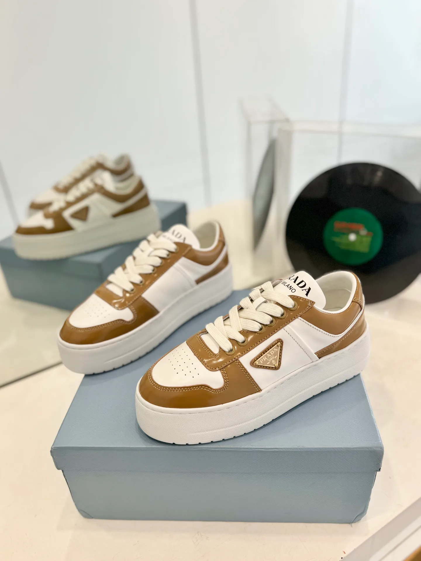Кроссовки Женские Prada 9593855