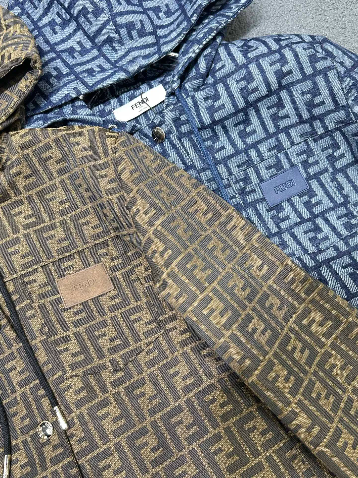 Куртки И Пуховики Женские Fendi 18533838