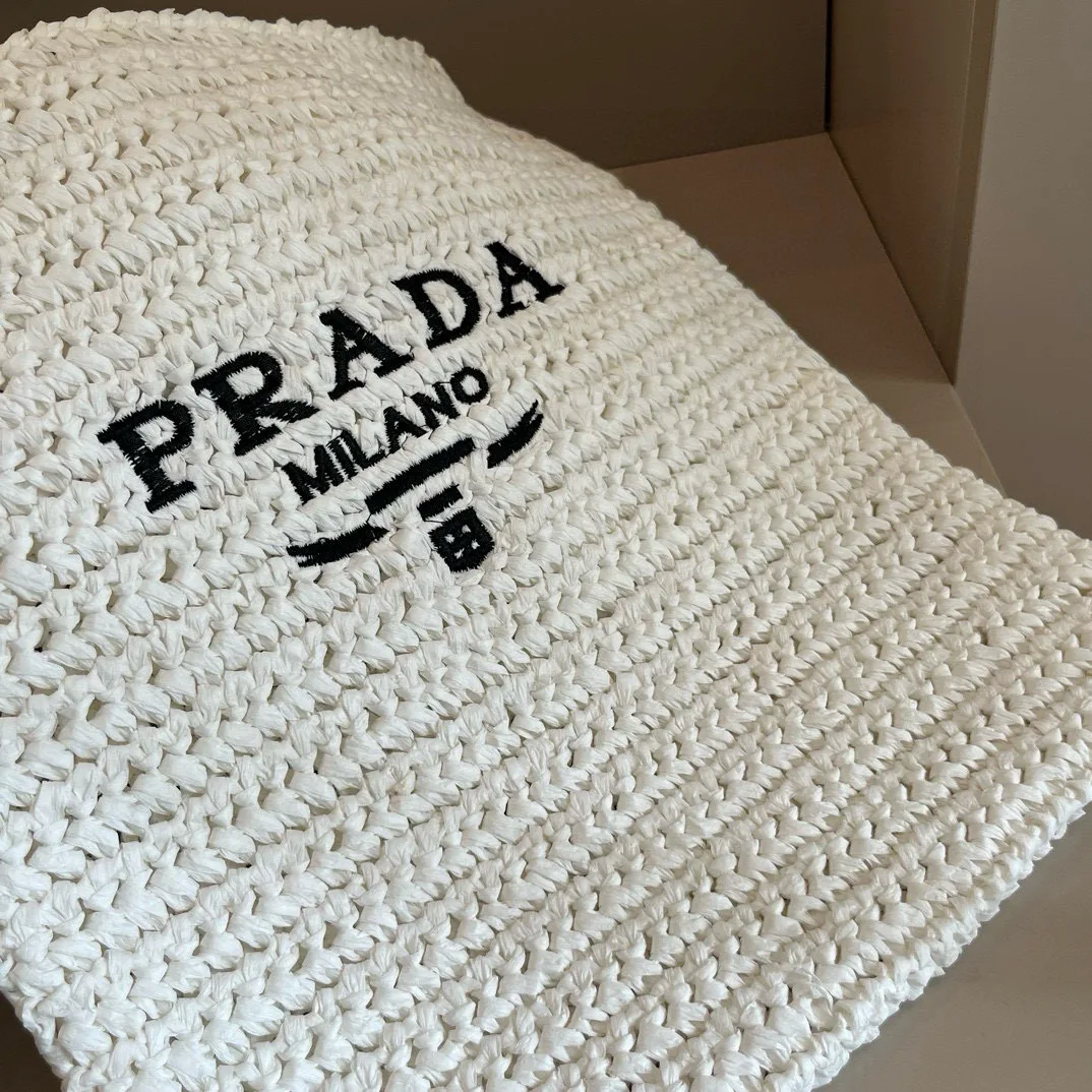 Классические Сумки Женские Prada 16333