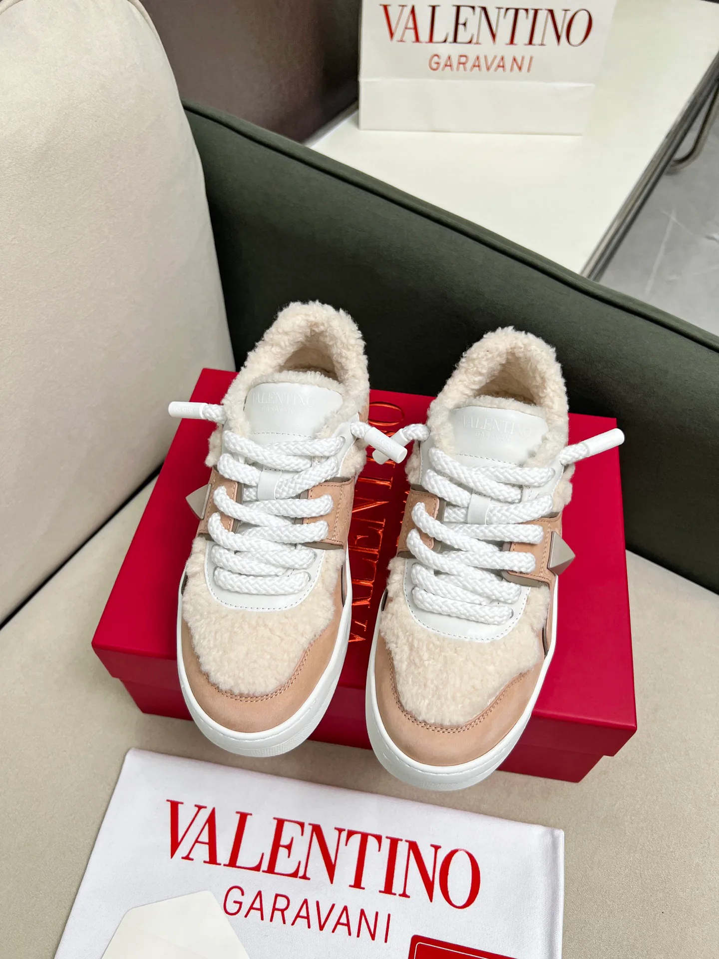 Кроссовки Женские Valentino 2628040