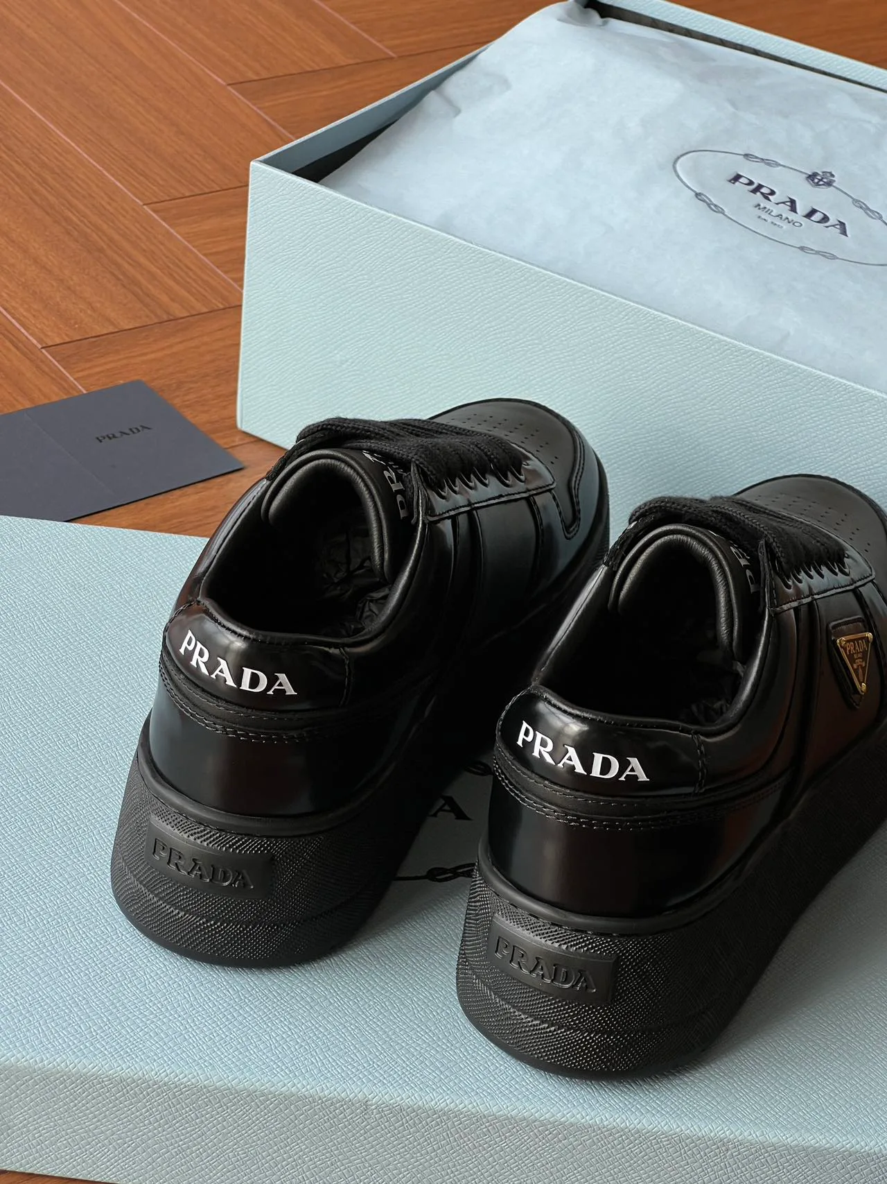 Кроссовки Женские Prada 18170787