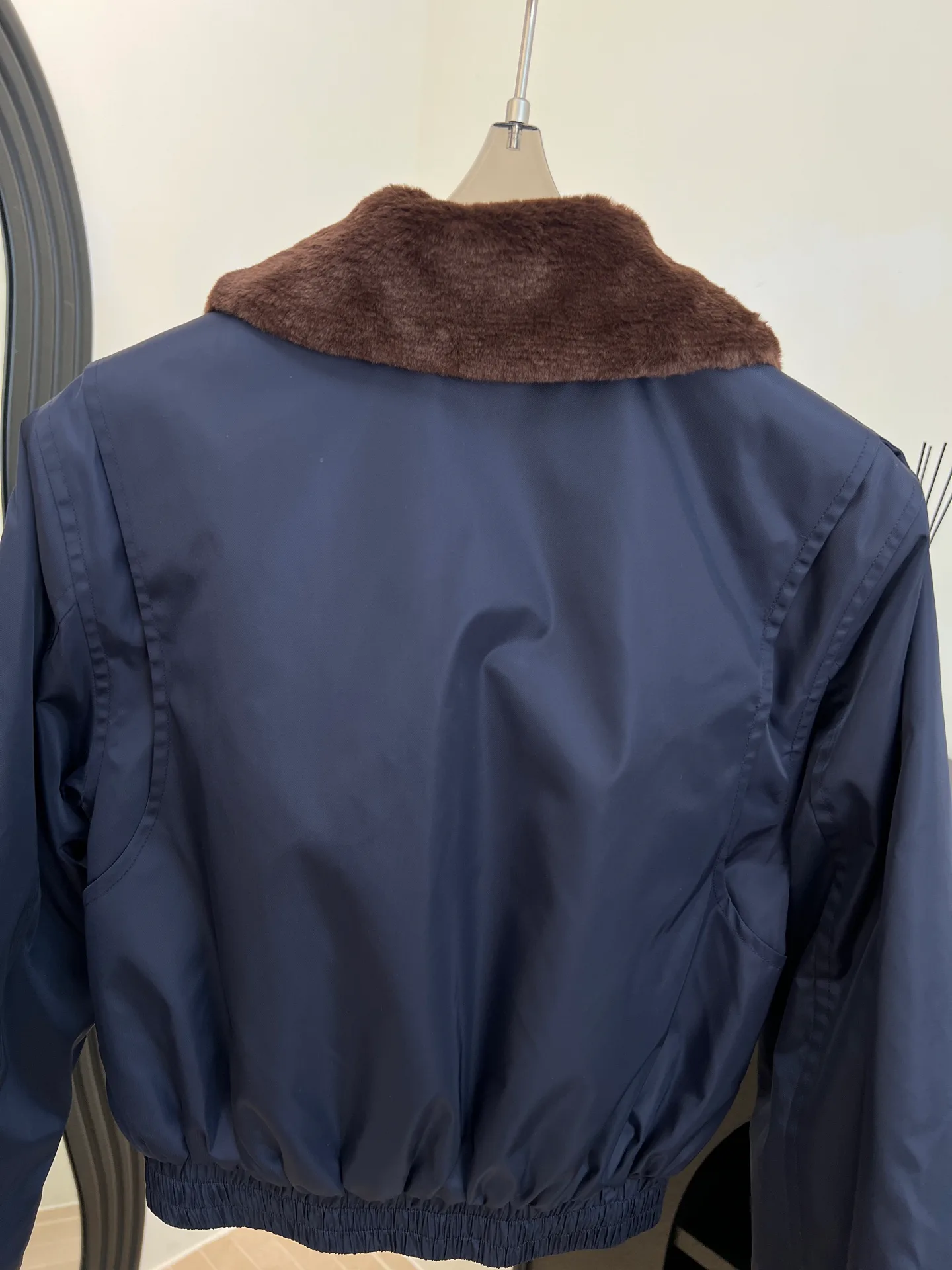 Куртки И Пуховики Женские Miu Miu 512516