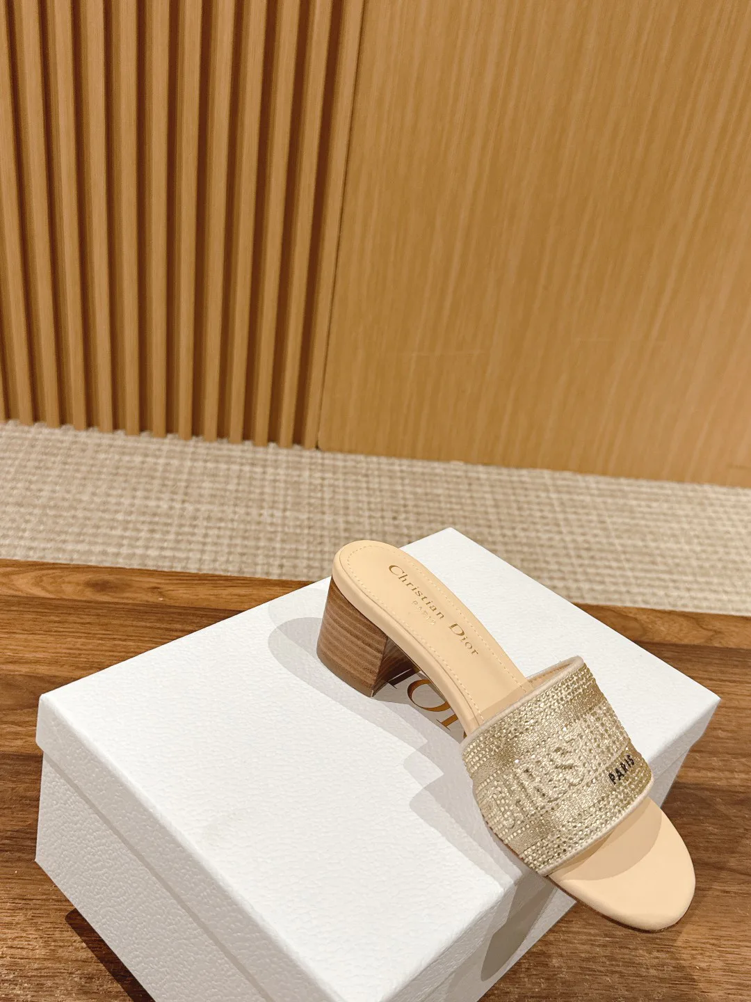 Босоножки Женские Christian Dior 11599927