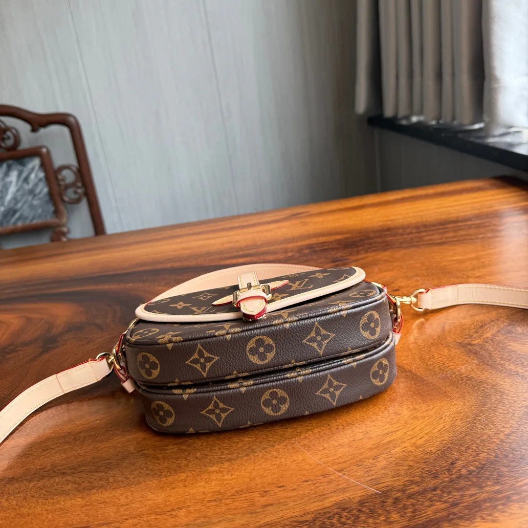 Сумки На Ремне Женские Louis Vuitton 724021