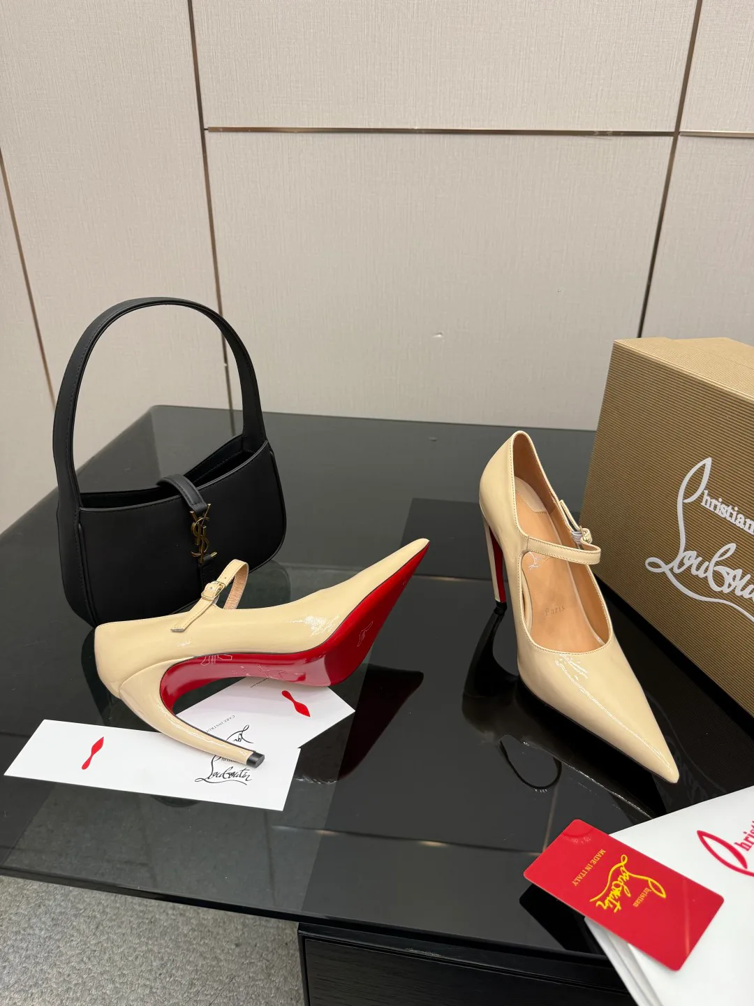 Туфли Женские Christian Louboutin 5052088