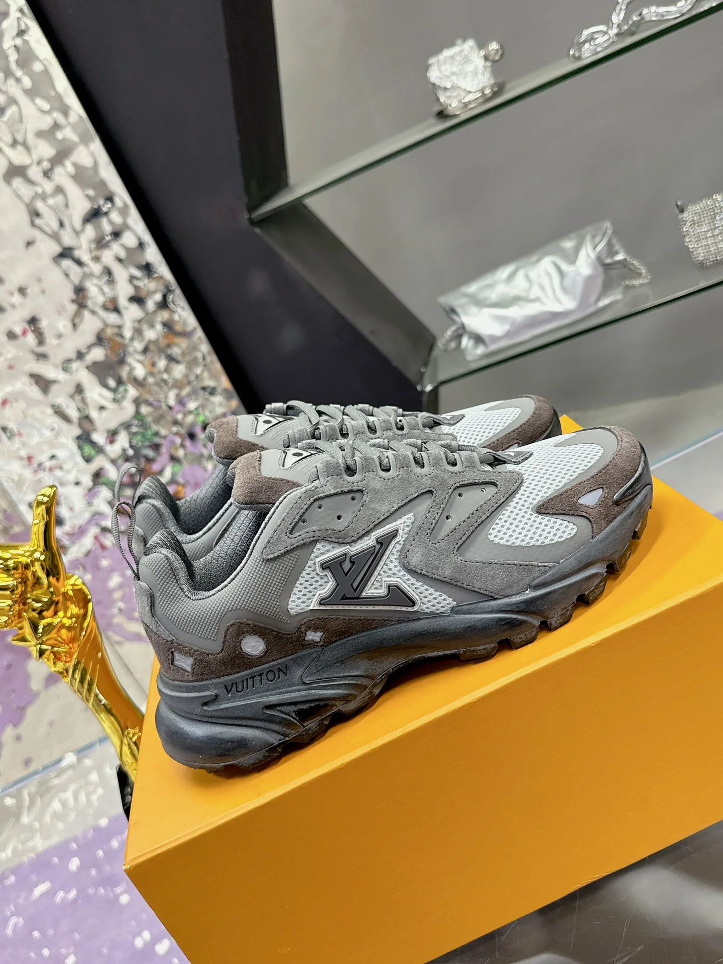 Кроссовки Мужские Louis Vuitton 841700