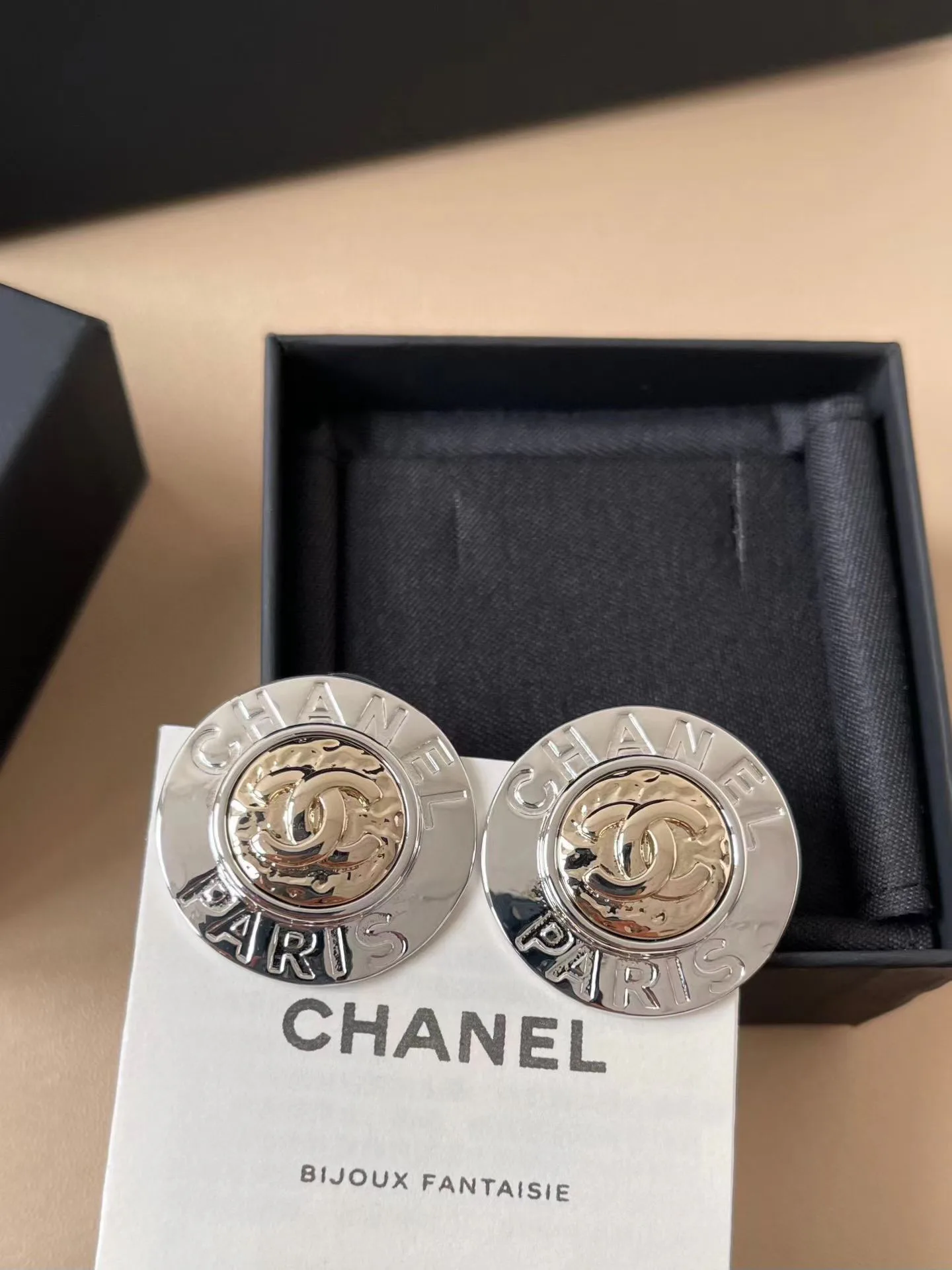 Бижутерия Chanel 260535