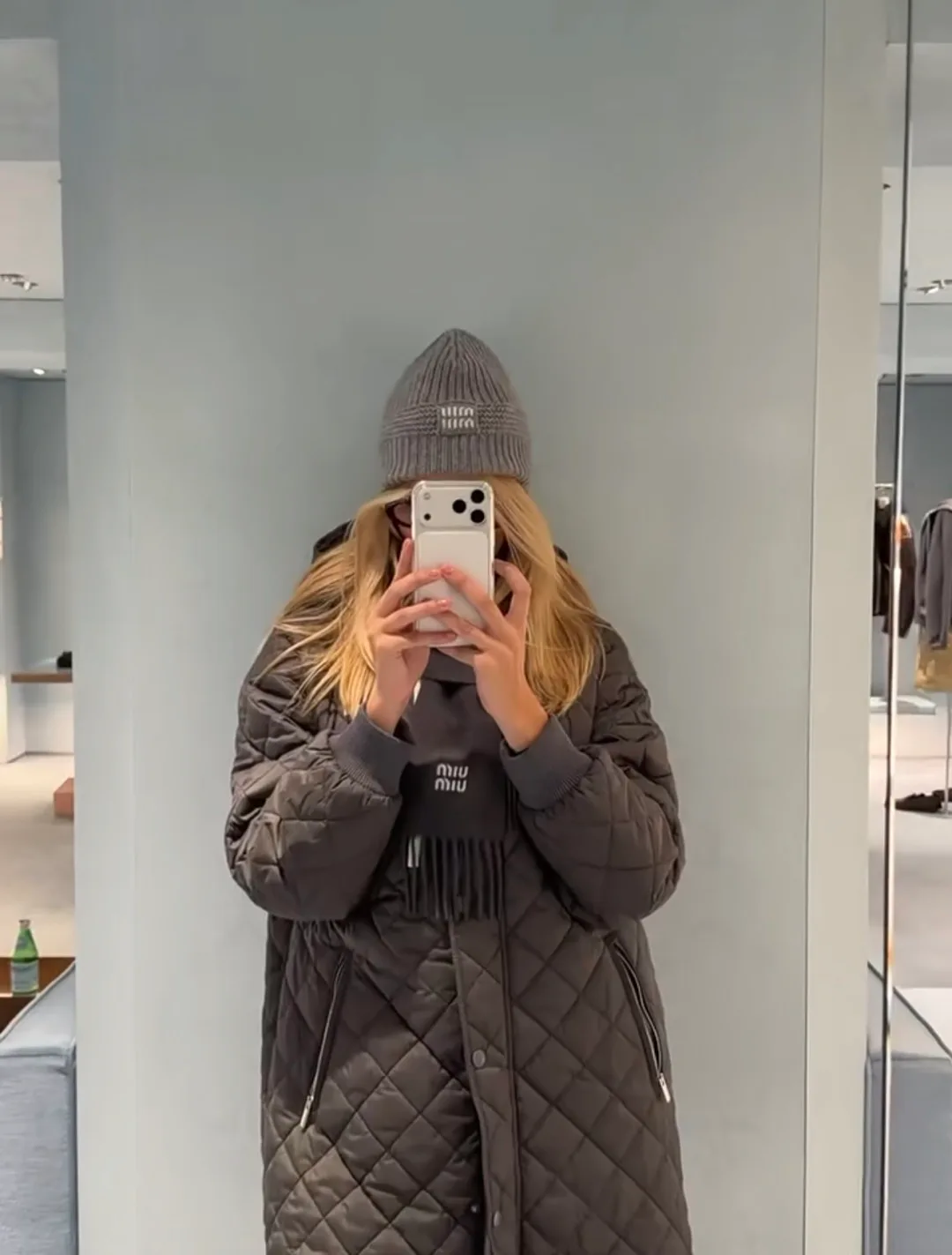 Куртки И Пуховики Женские Miu Miu 18716706