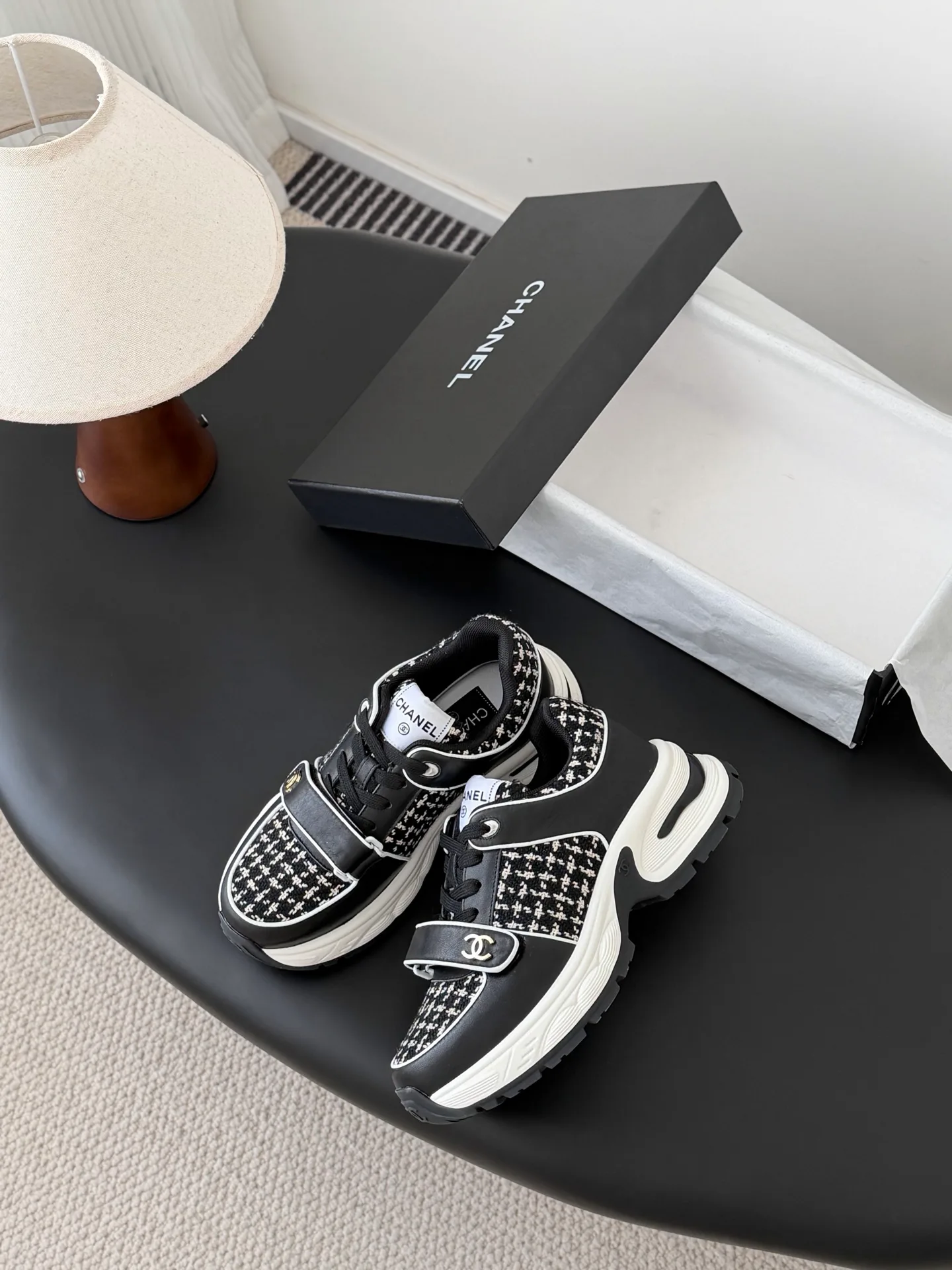 Кроссовки Женские Chanel 11541991