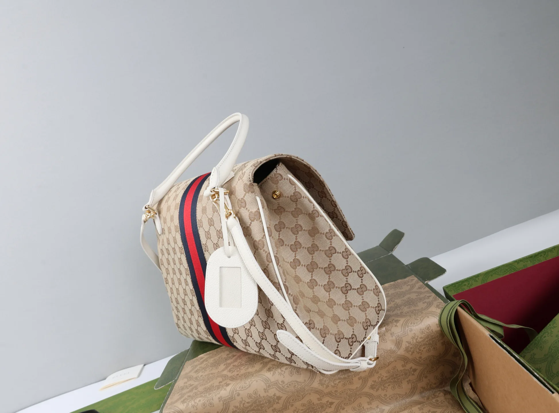Классические Сумки Женские Gucci 18250578