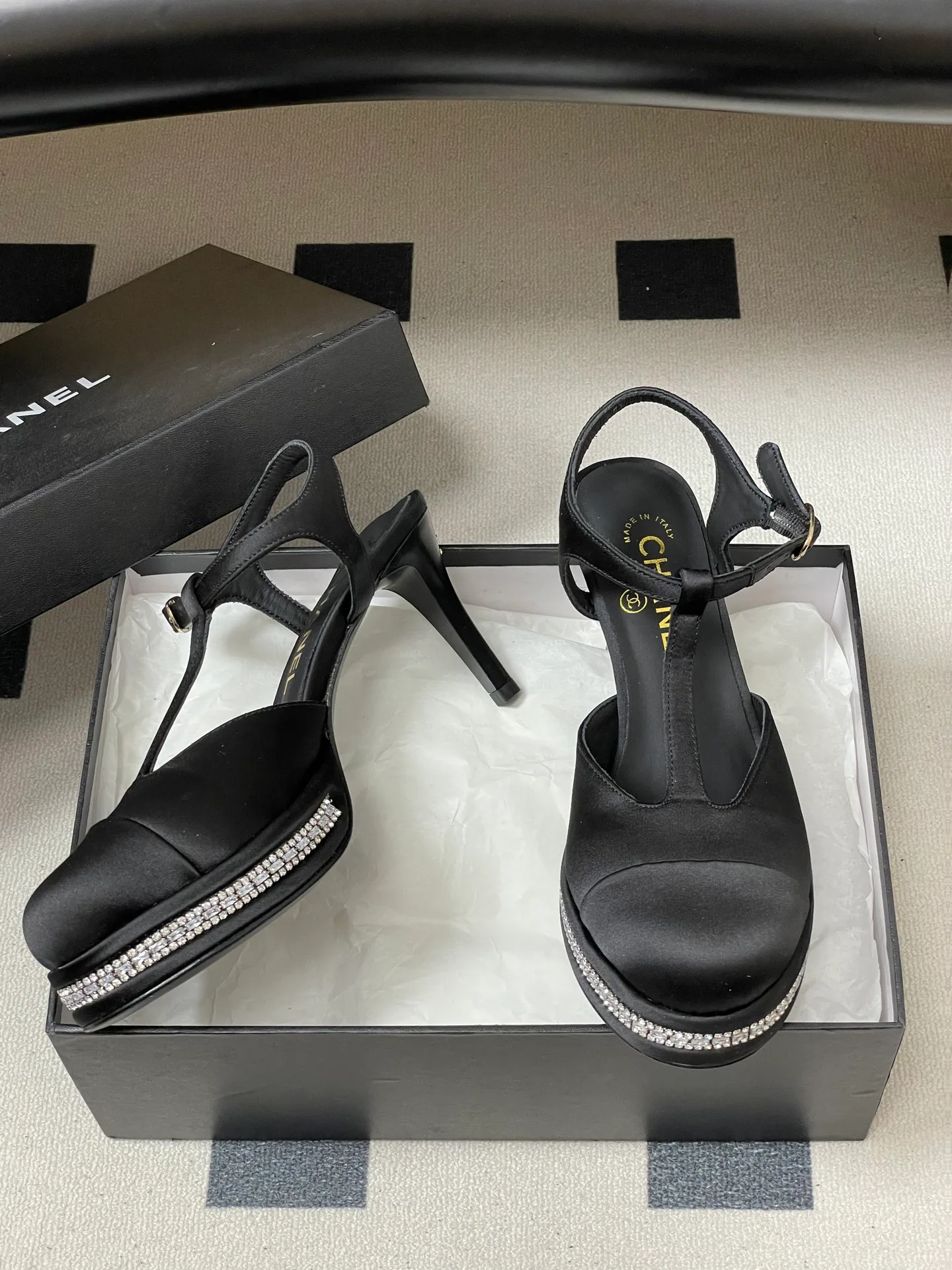 Босоножки Женские Chanel 11682283
