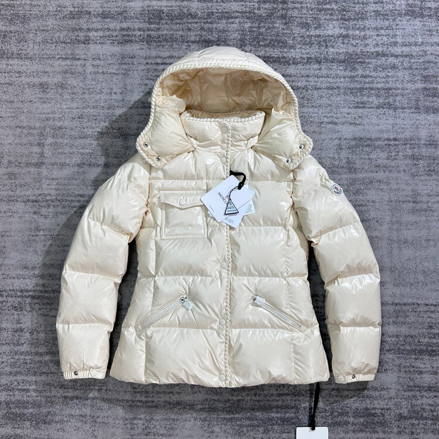 Куртки И Пуховики Женские Moncler 18134536