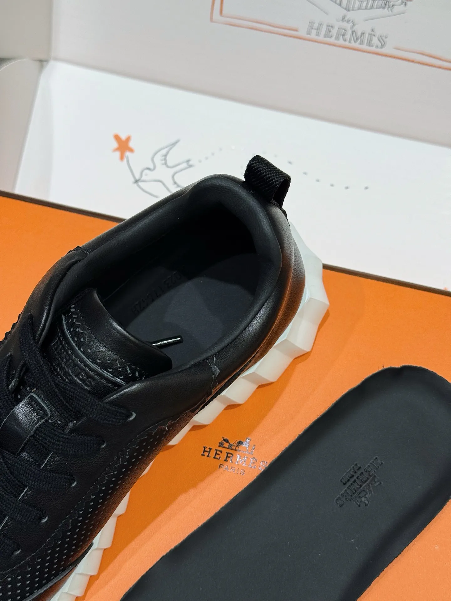 Кроссовки Мужские Hermes 13132118