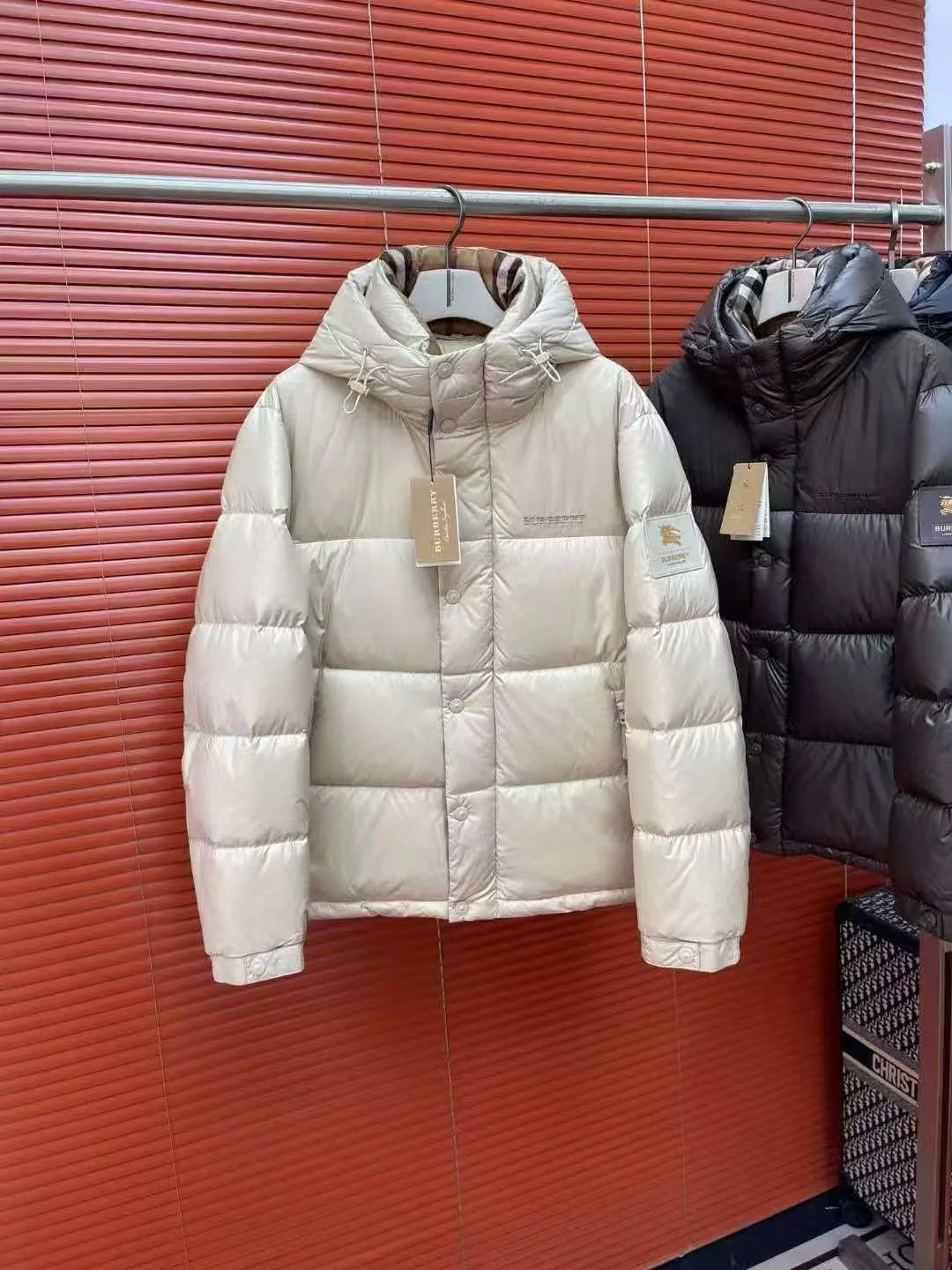 Куртки И Пуховики Женские Burberry 18597072
