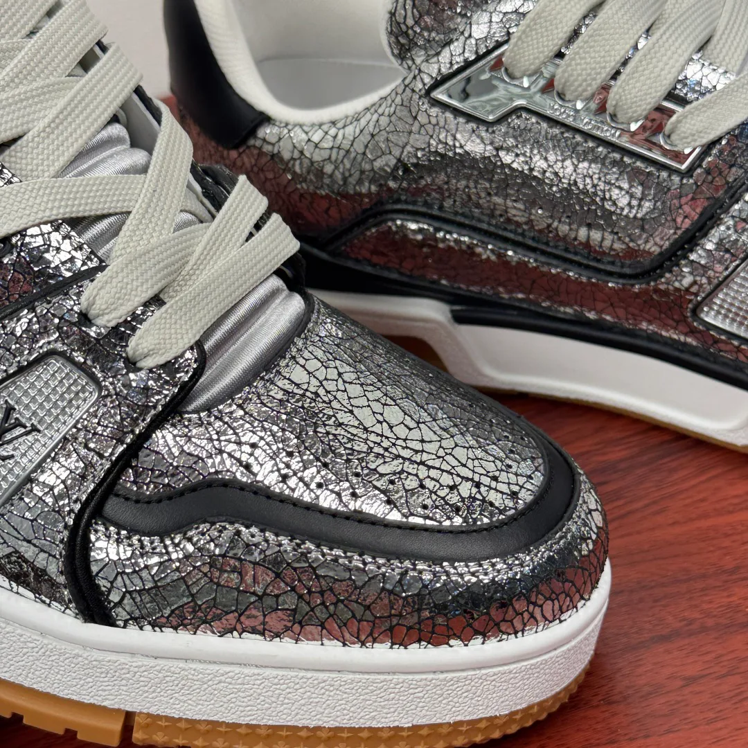 Кроссовки Мужские Louis Vuitton 4542359