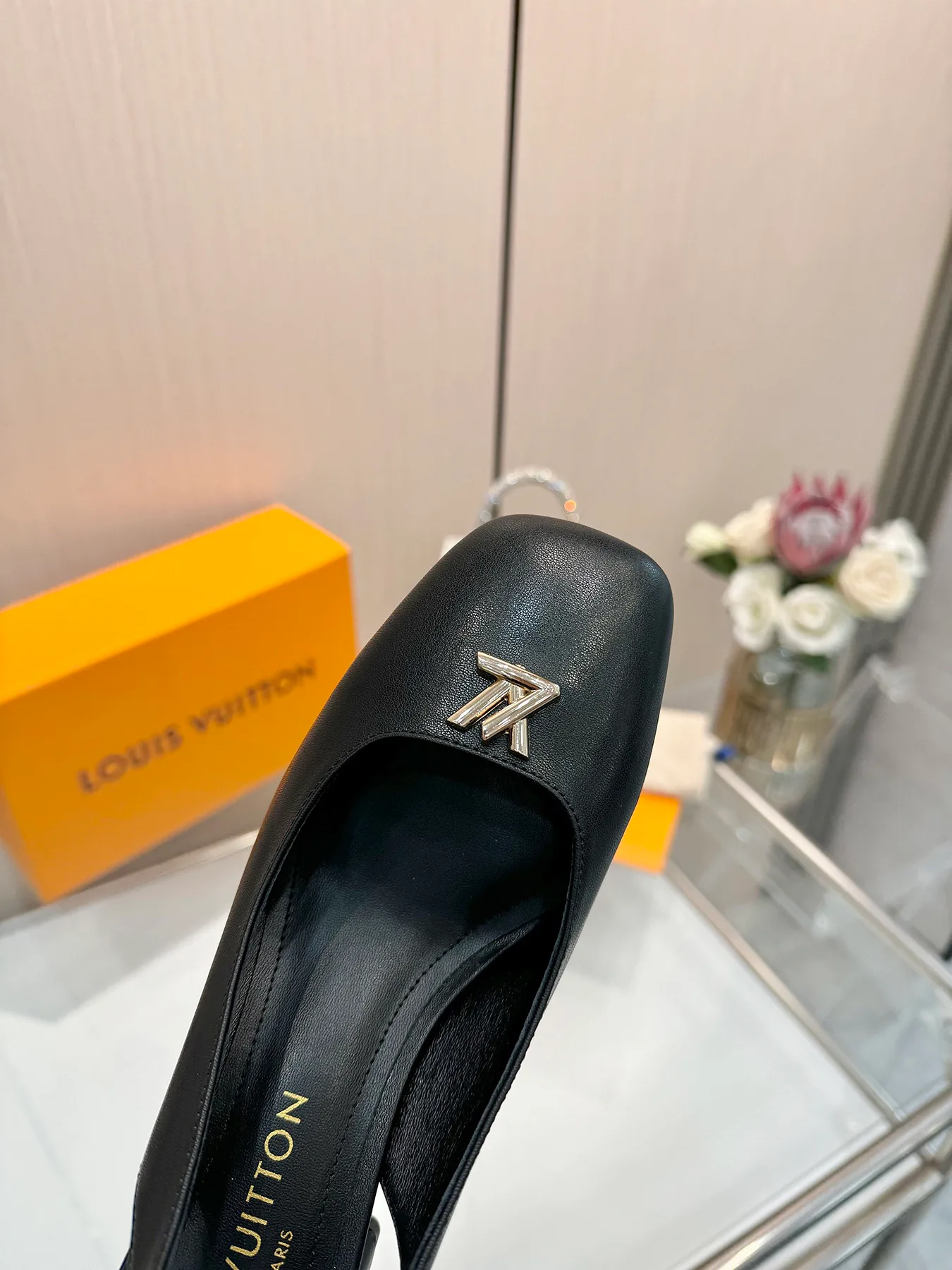 Туфли Женские Louis Vuitton 894870