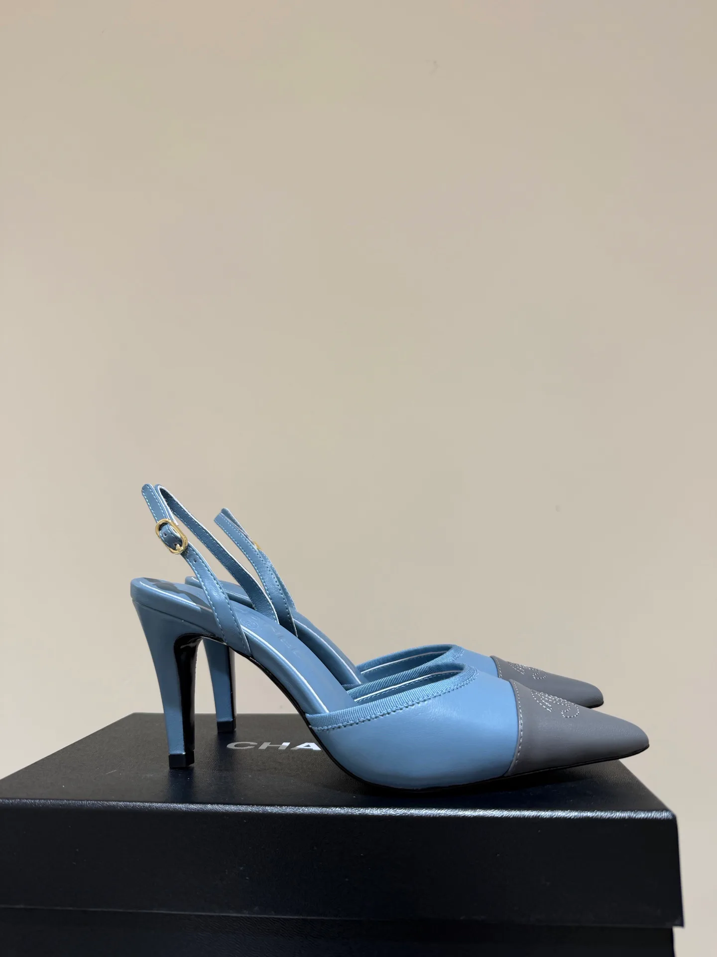 Туфли Женские Chanel 11225078