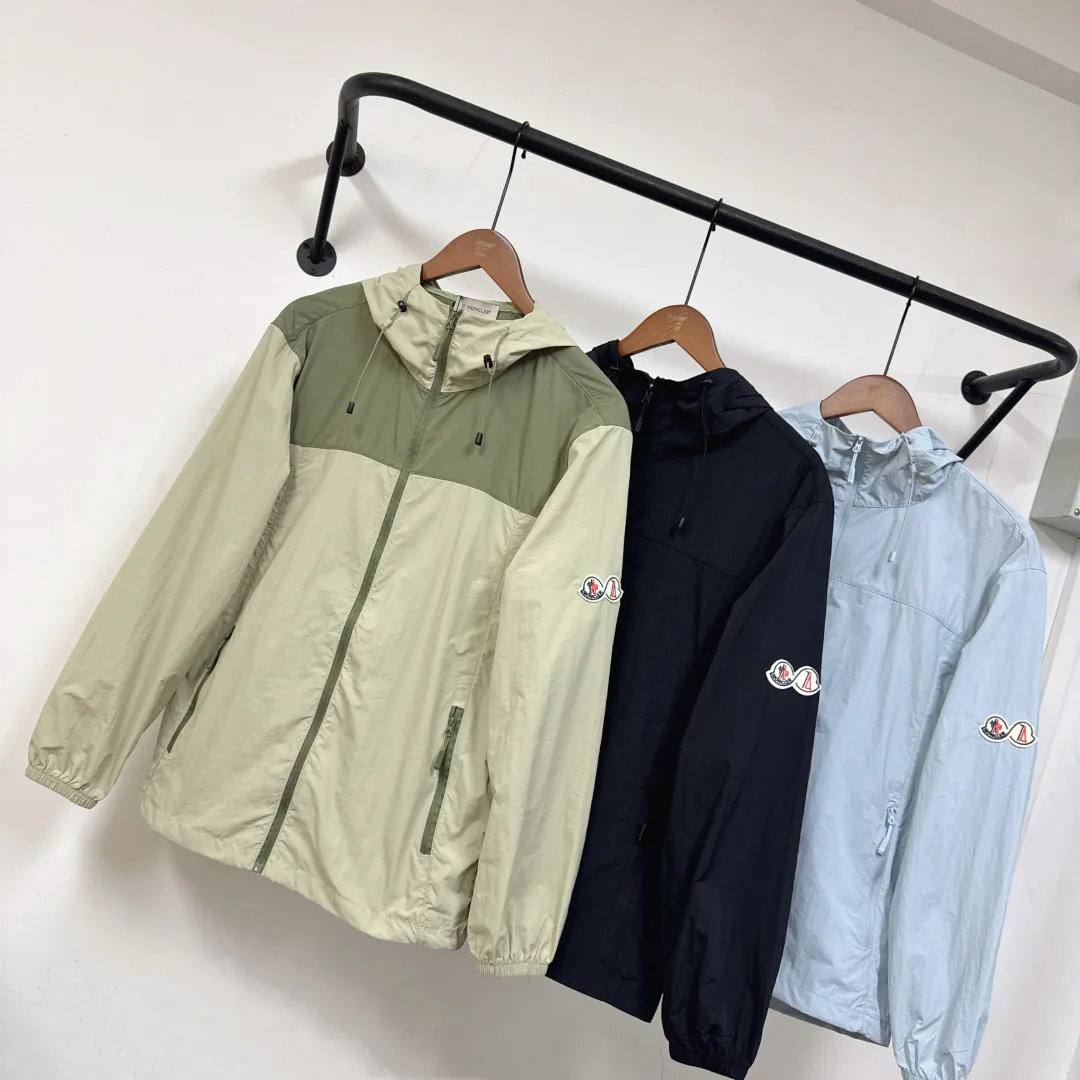 Куртки И Пуховики Мужские Moncler 17286043
