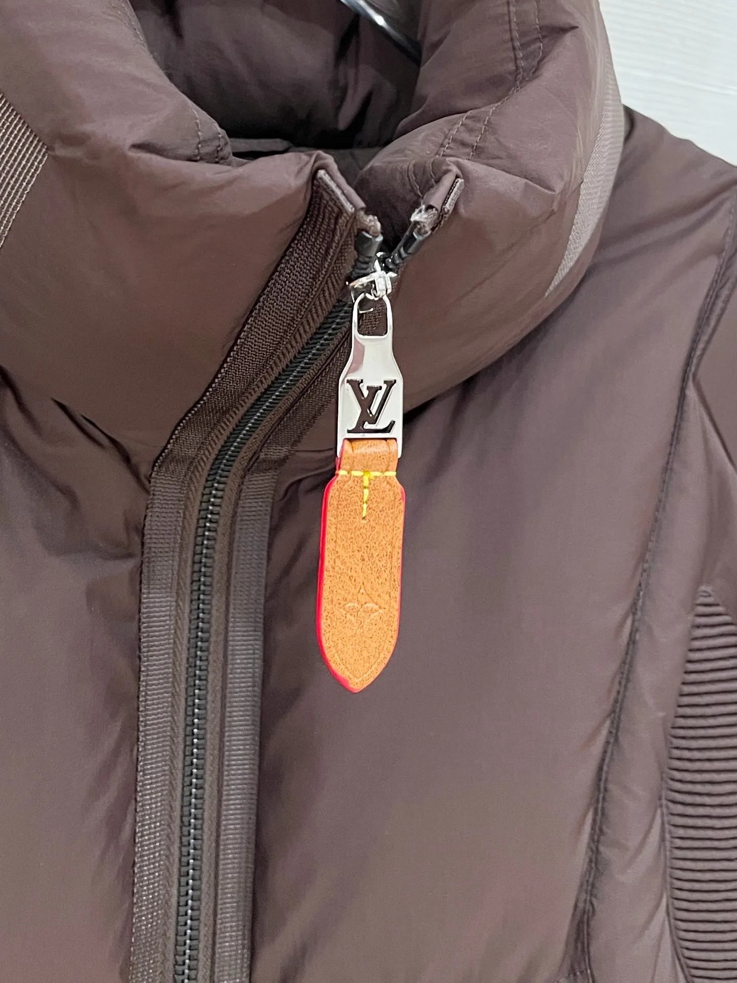 Куртки И Пуховики Мужские Louis Vuitton 17930651