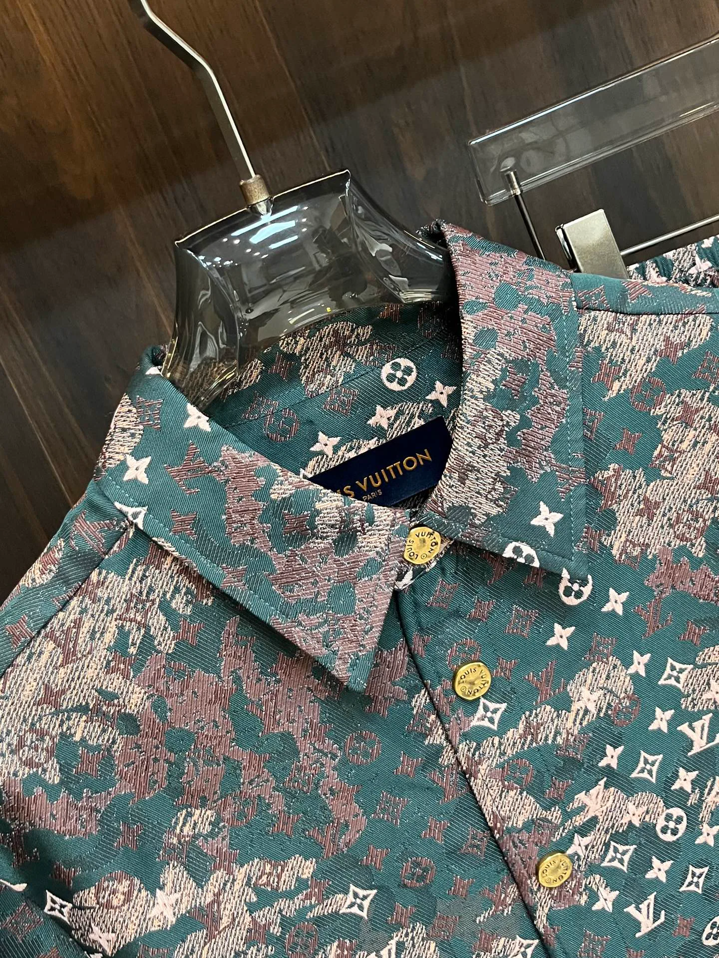 Куртки Женские Louis Vuitton Куртки Женские Louis Vuitton