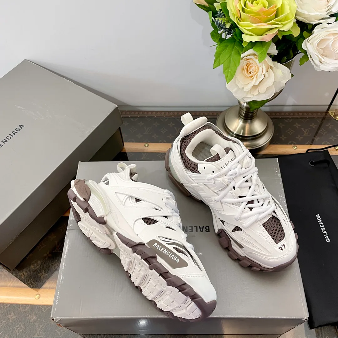 Кроссовки Женские Balenciaga 12656215