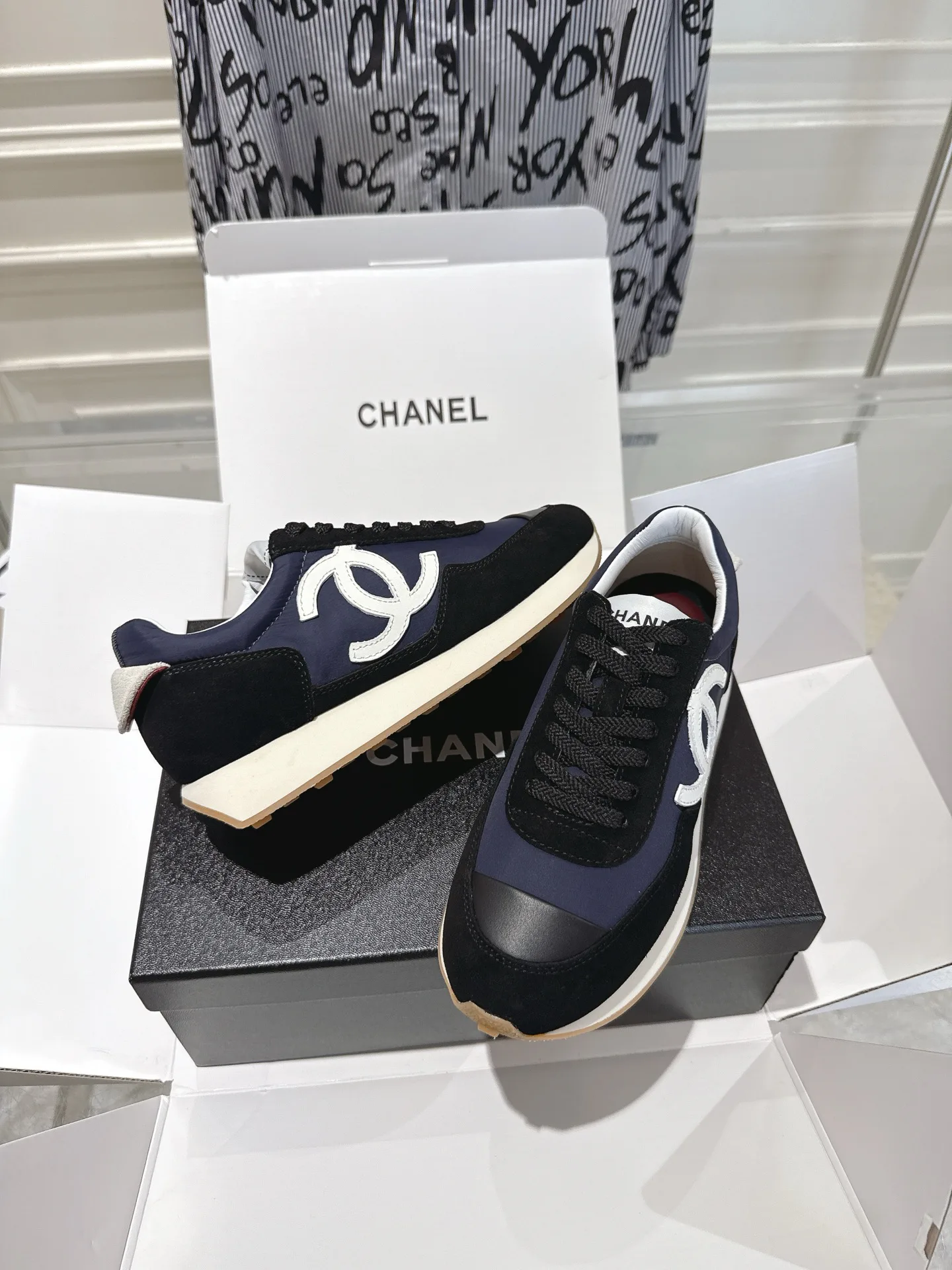 Кроссовки Женские Chanel 11696023