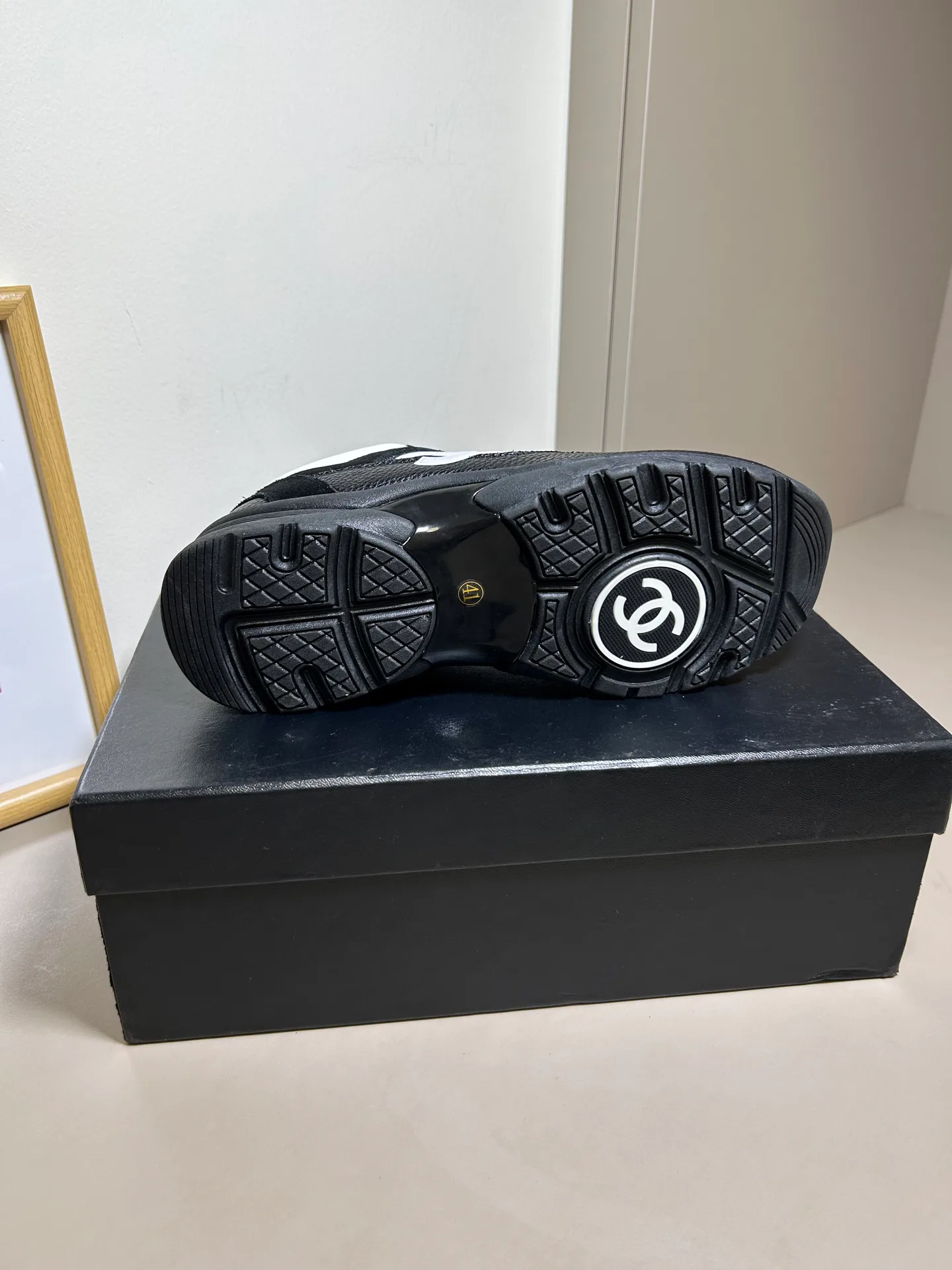 Кроссовки Женские Chanel 17954908