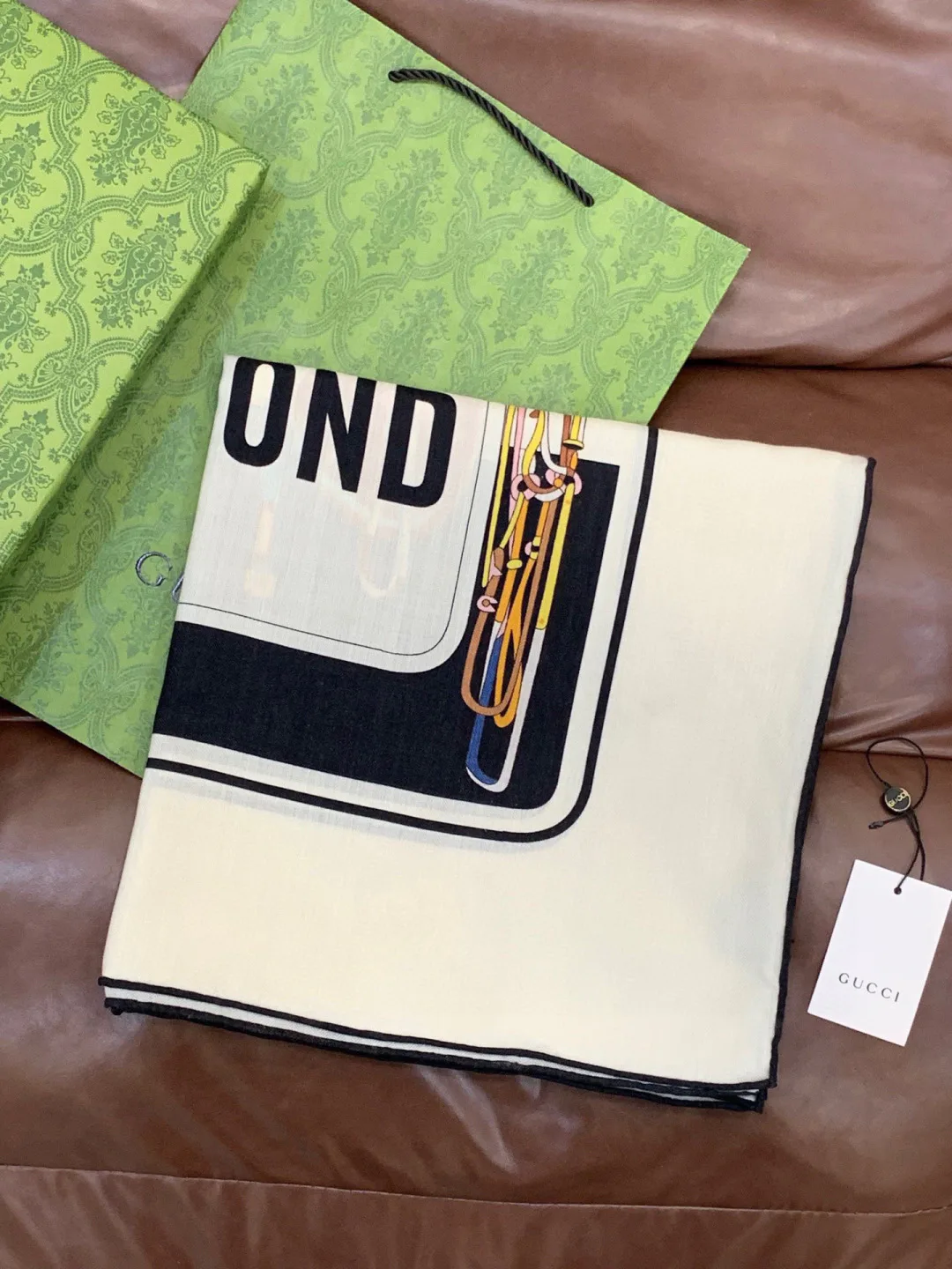 Шарфы Gucci 895186