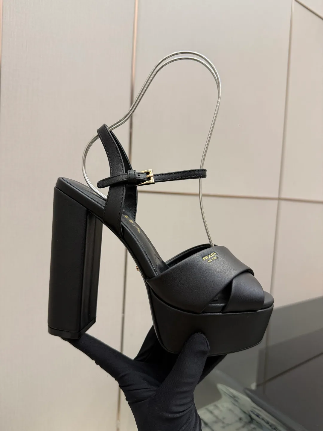 Босоножки Женские Prada 19633430