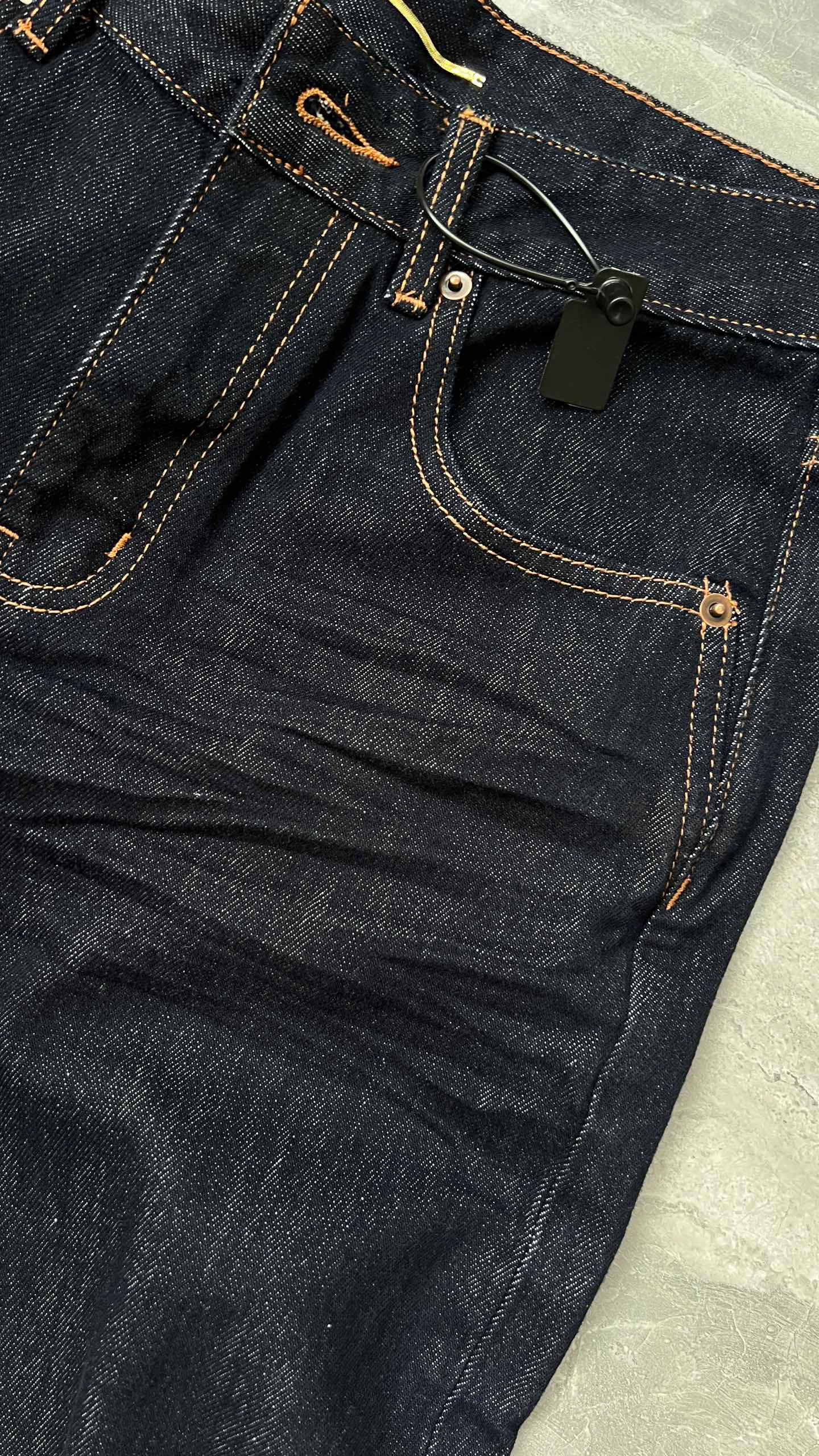 Джинсы Женские Saint Laurent 18993259