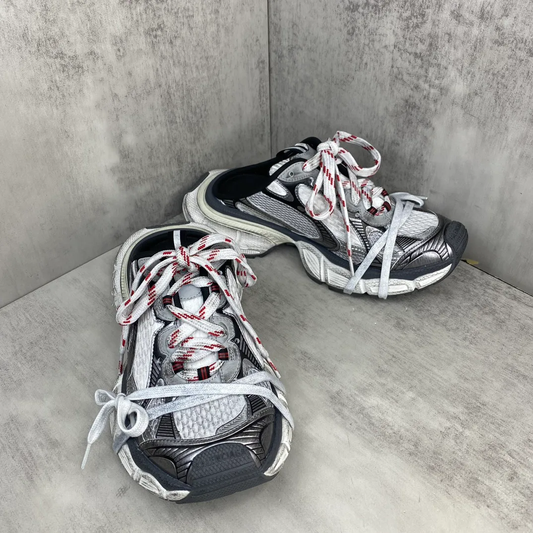 Кроссовки Женские Balenciaga 11705492