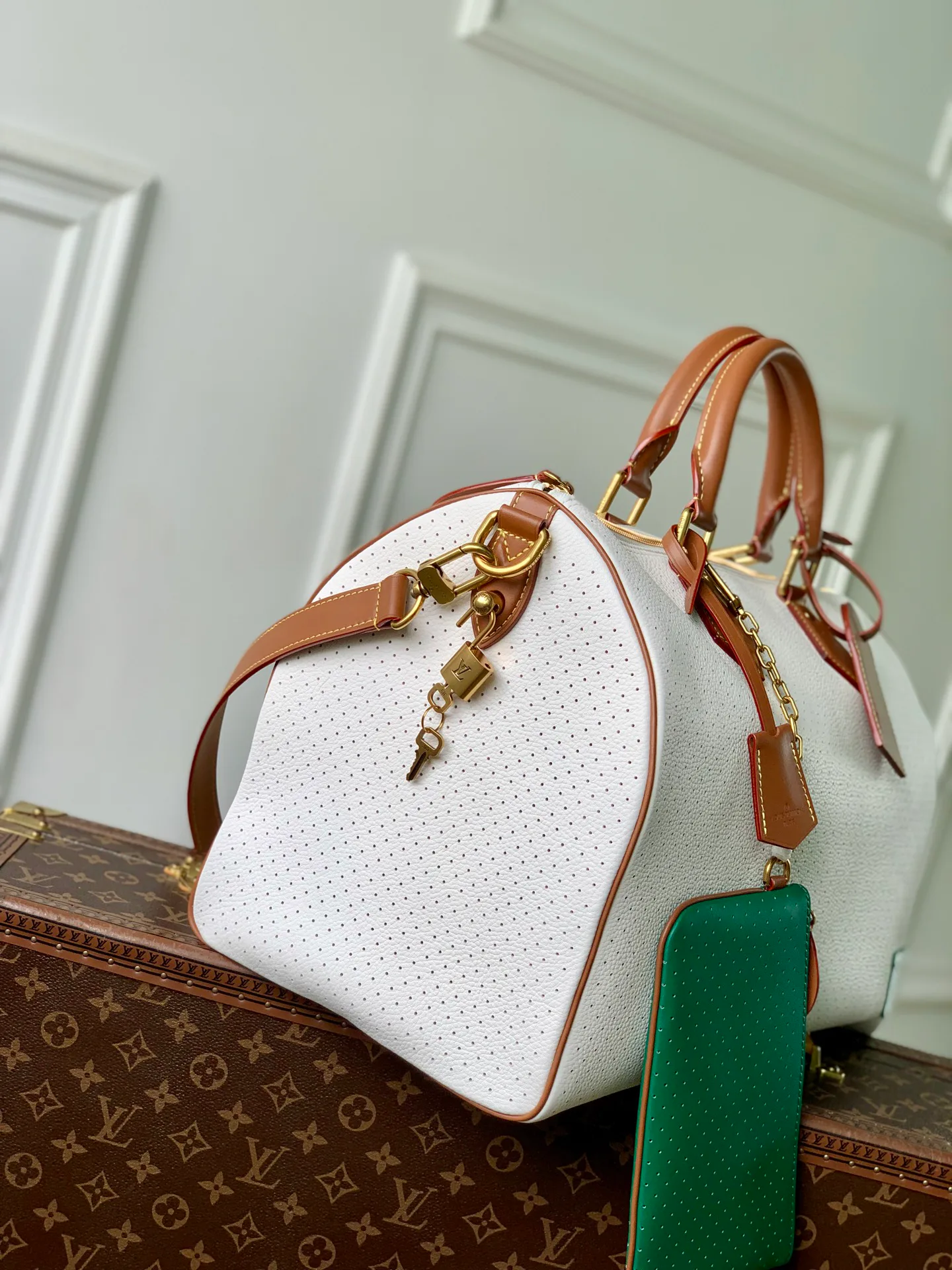 Классические Сумки Женские Louis Vuitton 18147438