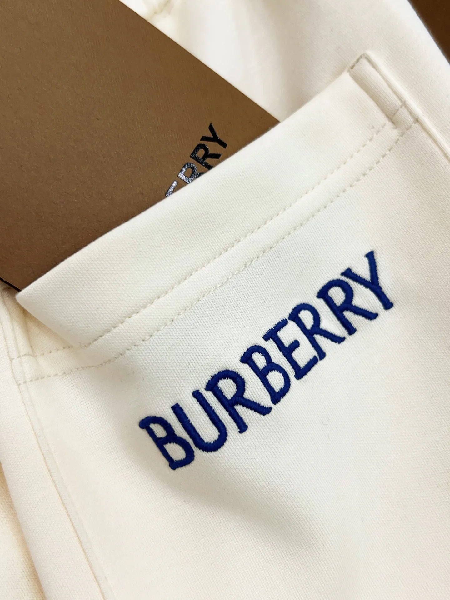 Брюки Мужские Burberry 11322899