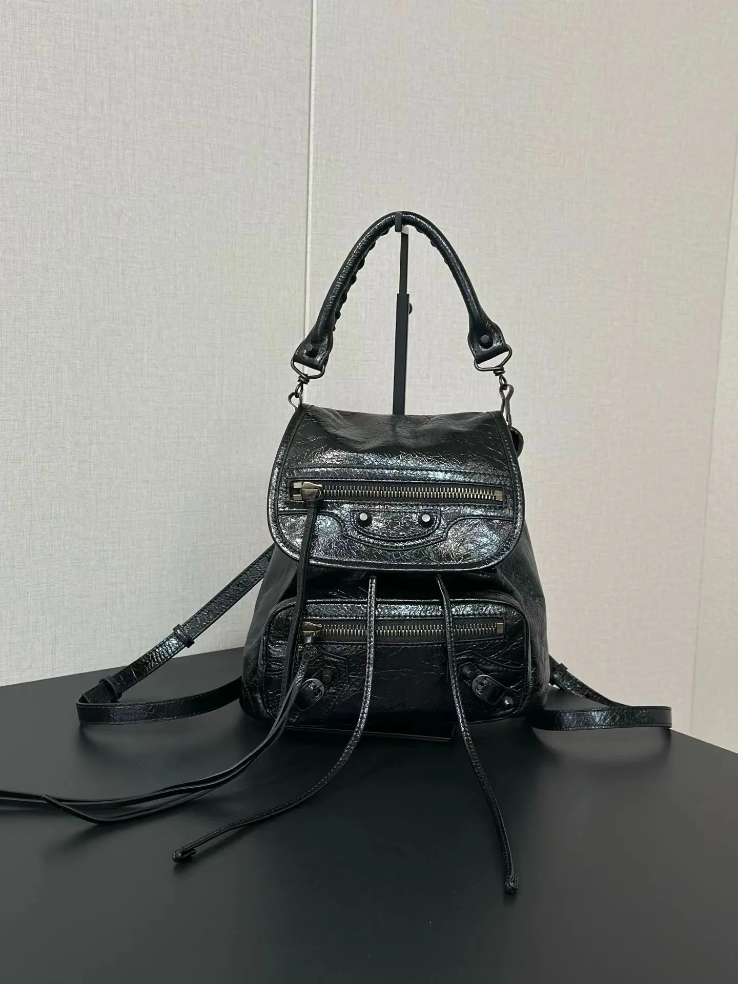 Рюкзаки Женские Balenciaga 18135793