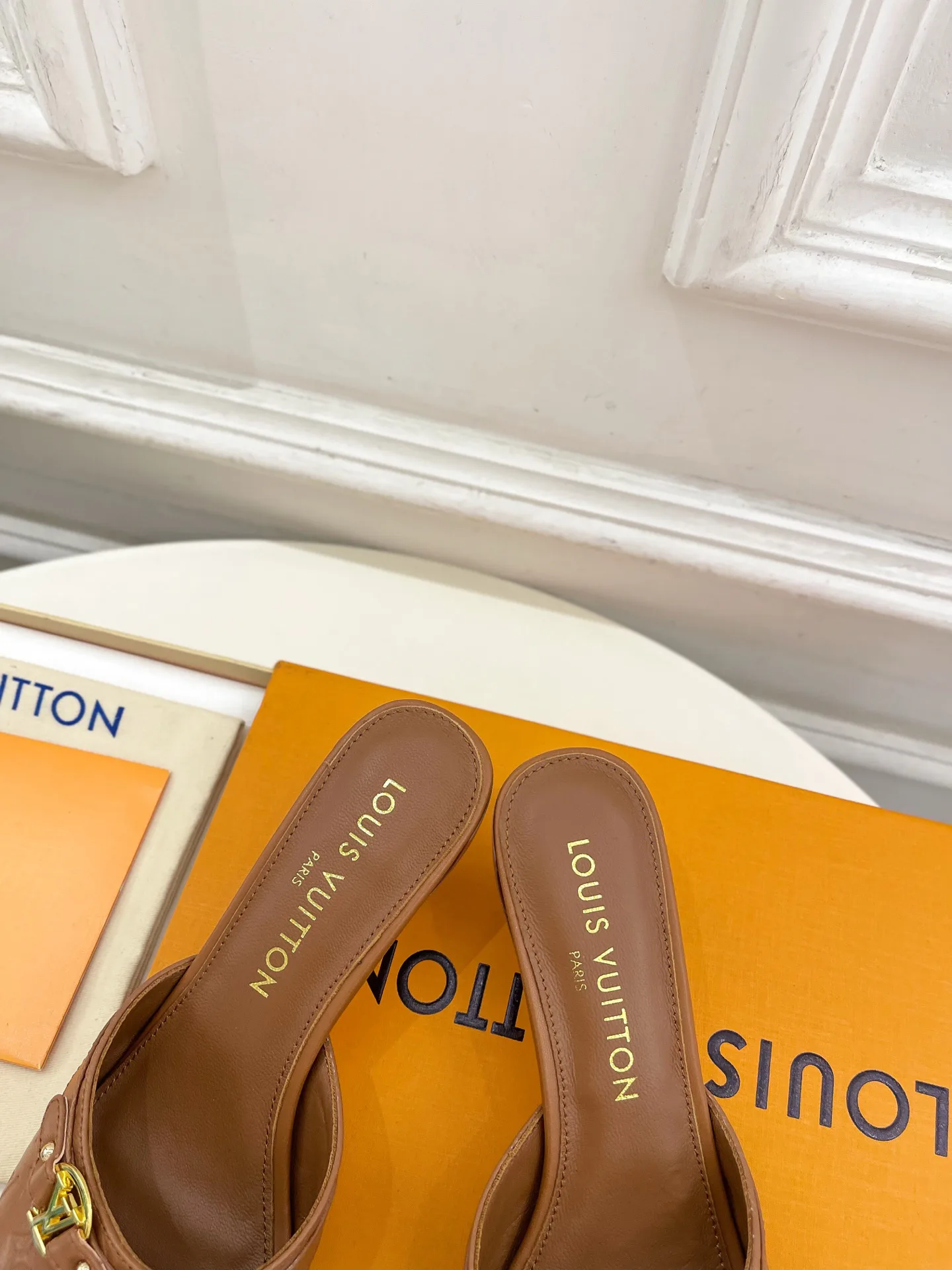 Босоножки Женские Louis Vuitton 496205