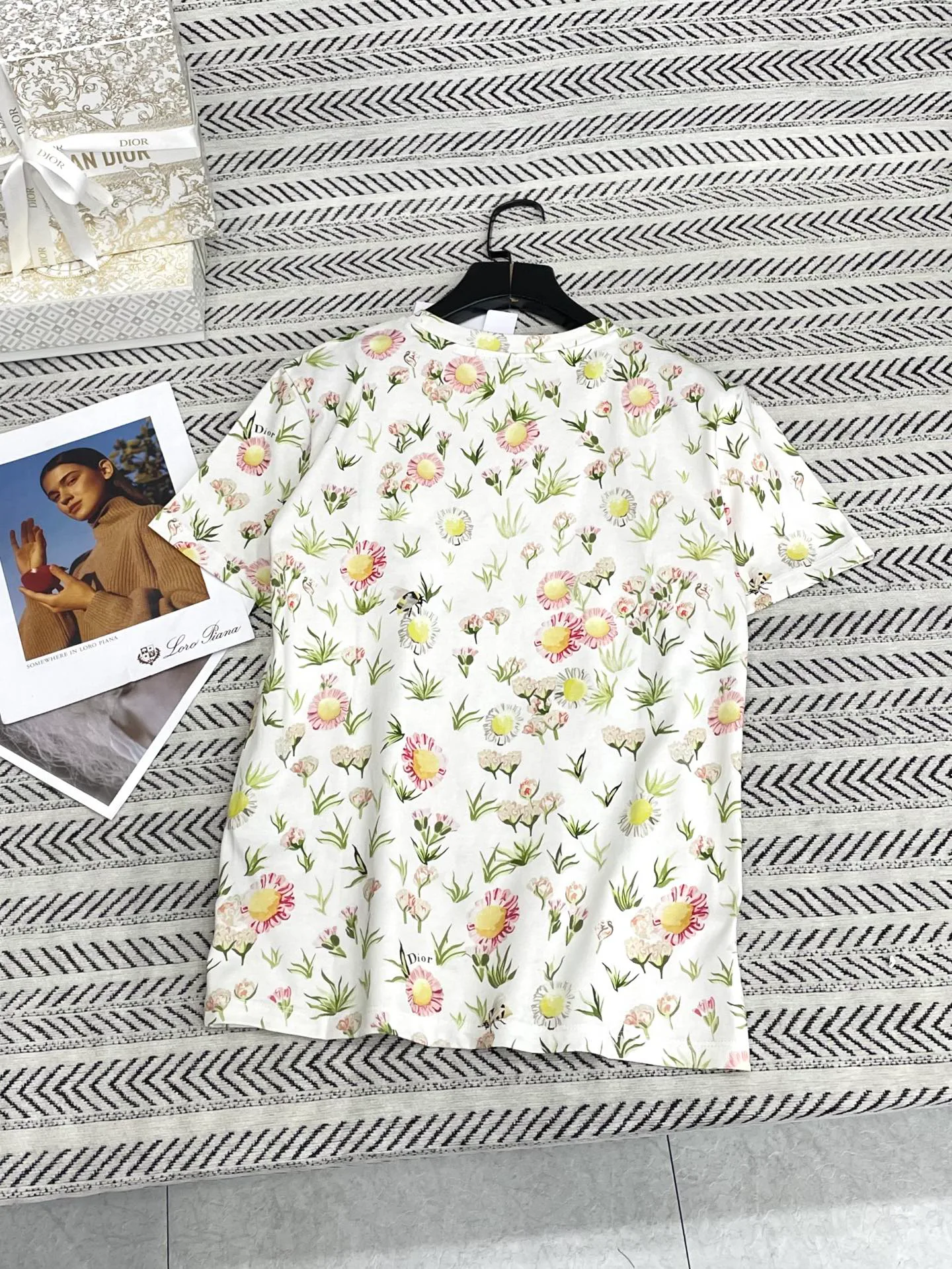Футболки Женские Christian Dior 12351336