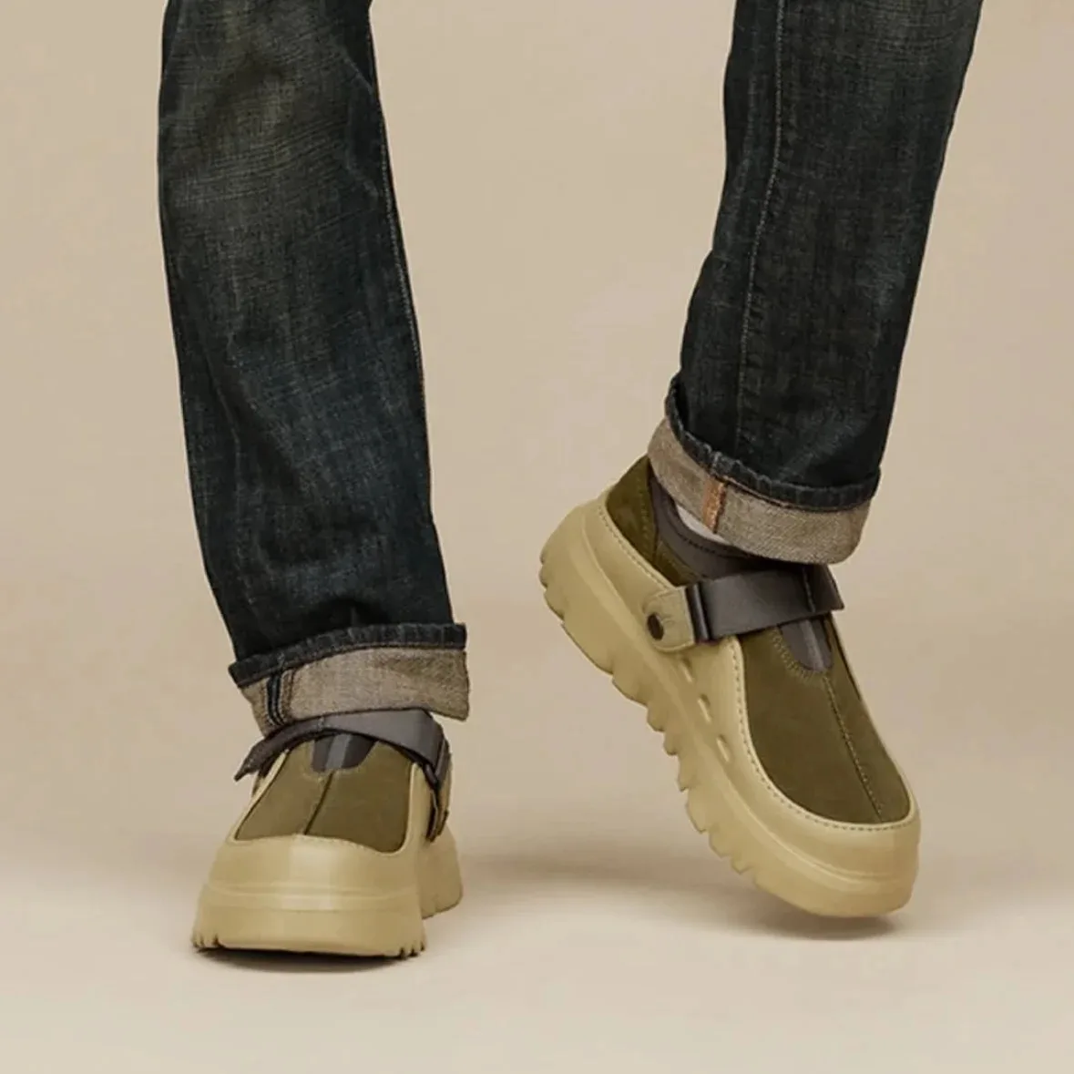 Кроссовки Женские Ugg 18708891