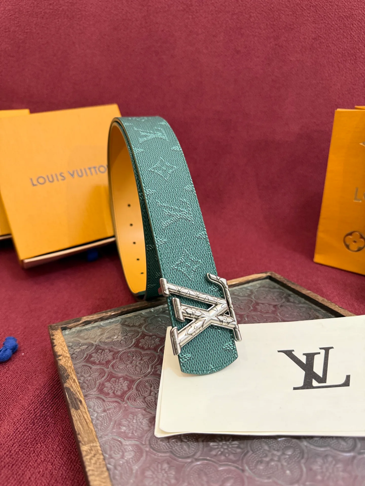 Ремни Louis Vuitton 608162