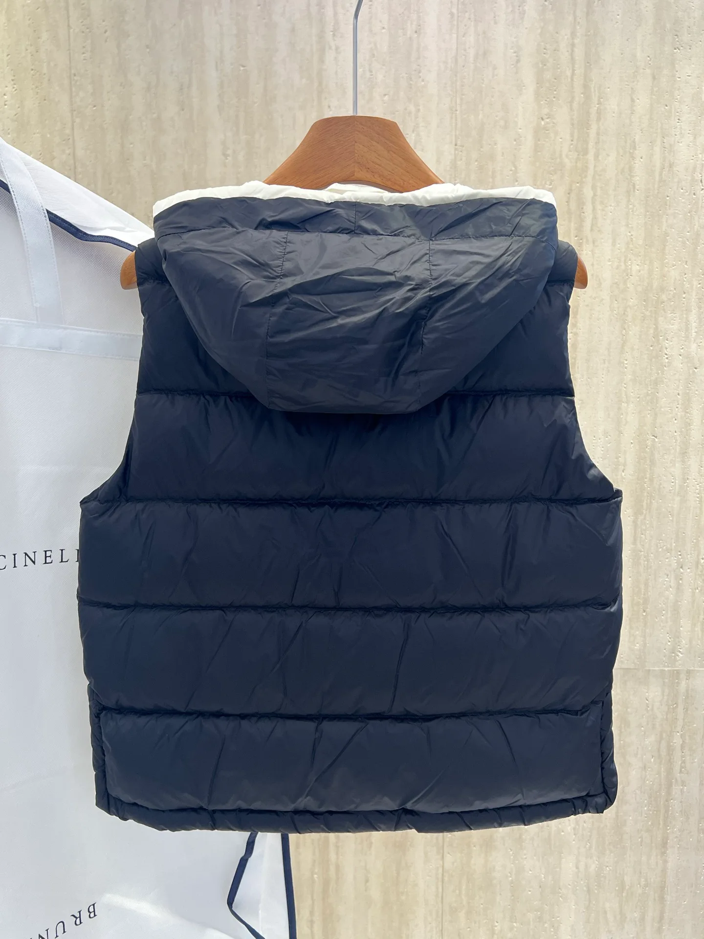 Жилеты Женские Brunello Cucinelli 18417987