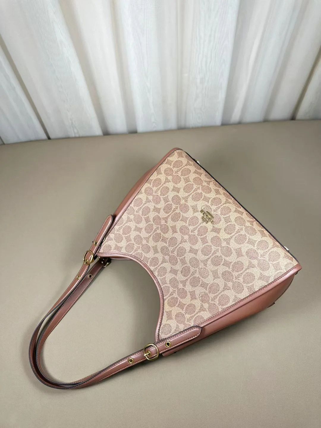 Классические Сумки Женские Coach 12669103