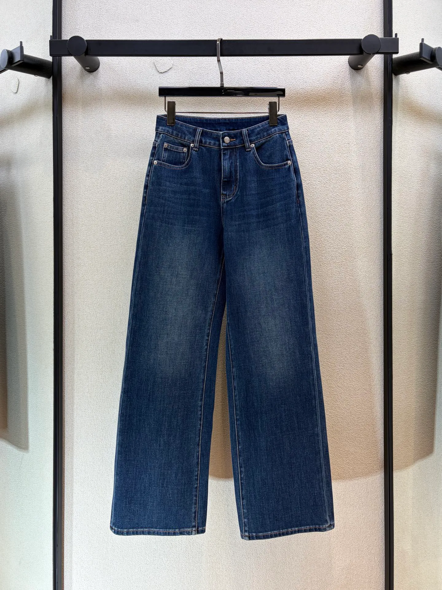 Джинсы Женские Vivienne Westwood 18203476