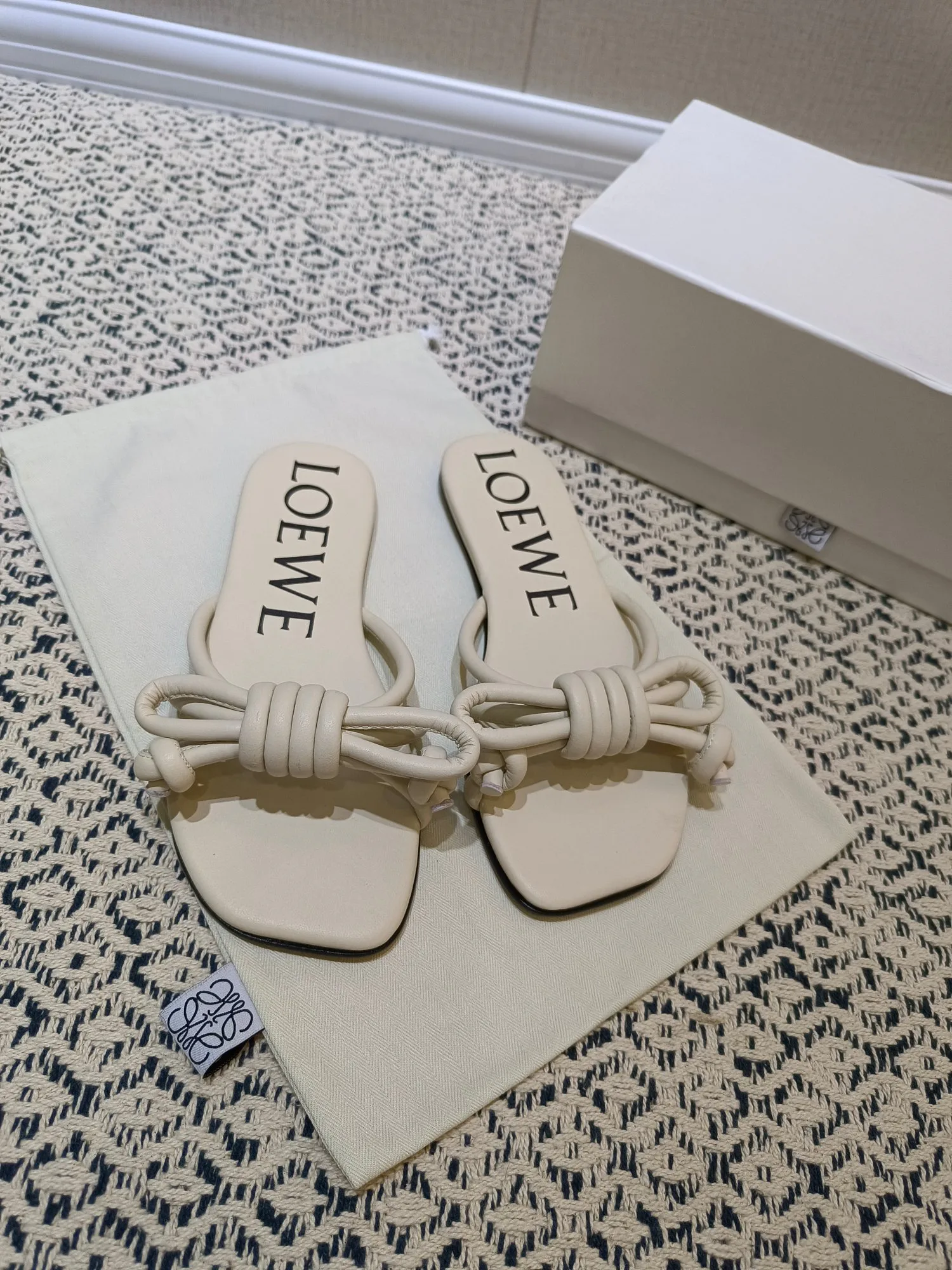 Сандалии Женские Loewe 11564277