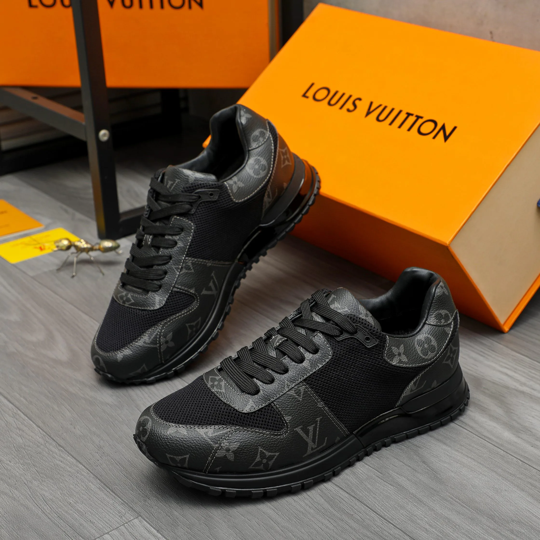 Кроссовки Мужские Louis Vuitton 288046