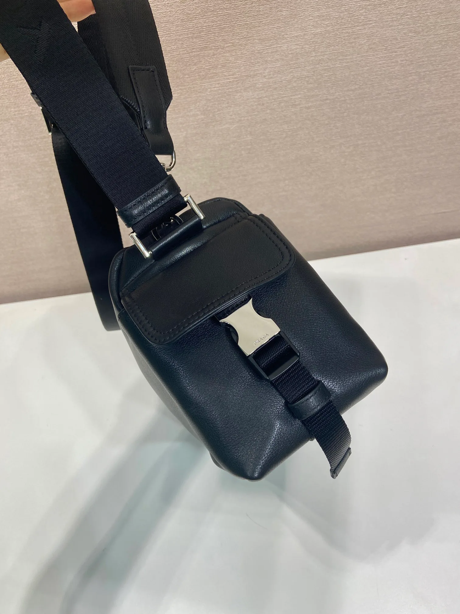 Сумки На Ремне Женские Prada 11682153