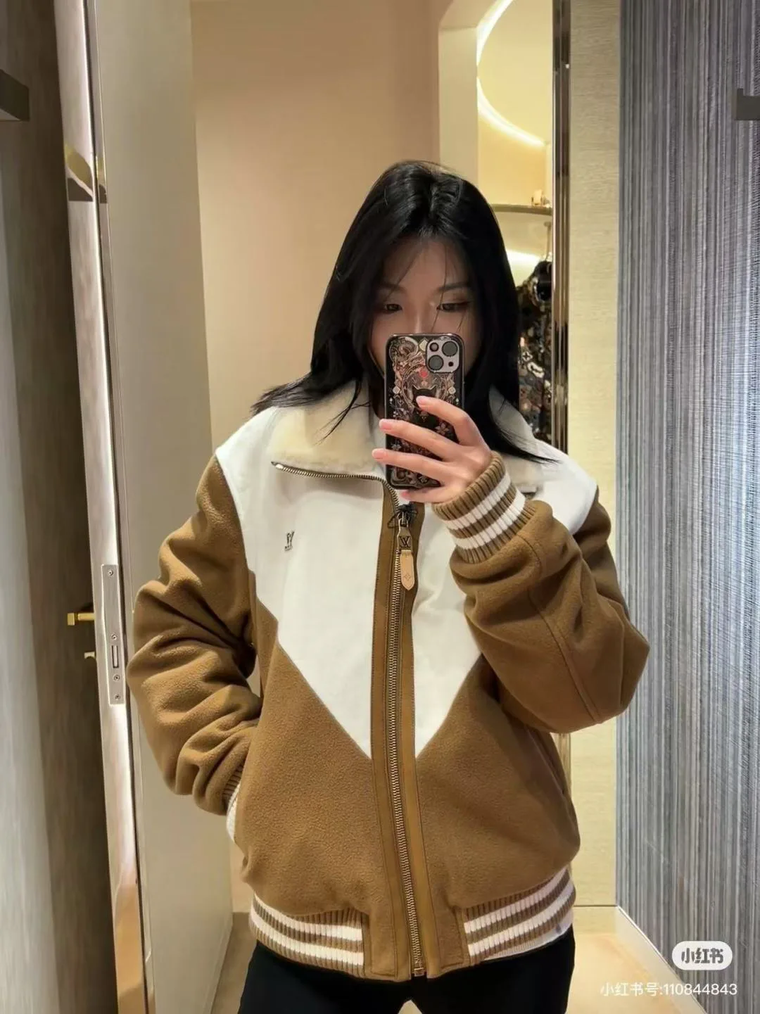 Куртки И Пуховики Женские Louis Vuitton 412877